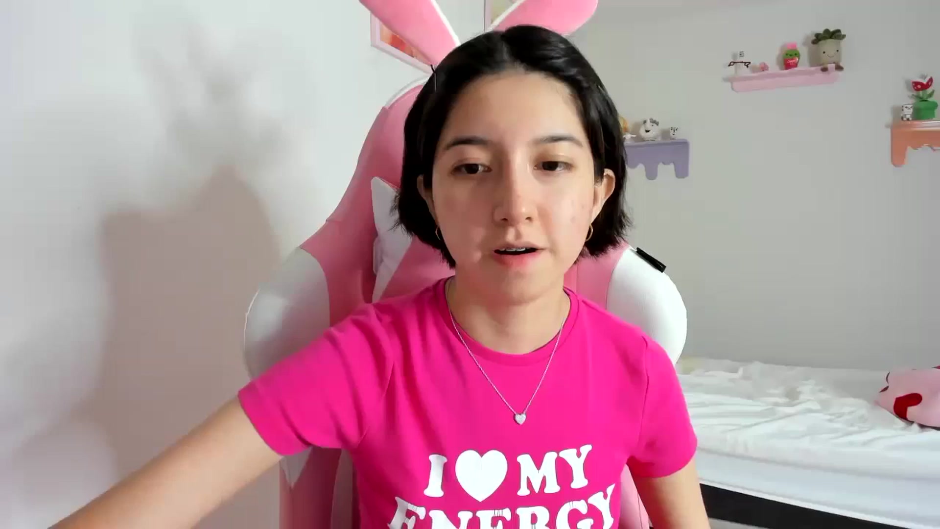 Gallery image thumbnail from Cherrycute666's myfreecams stream on, 09/20/2023, 07:58 image 8 of 20