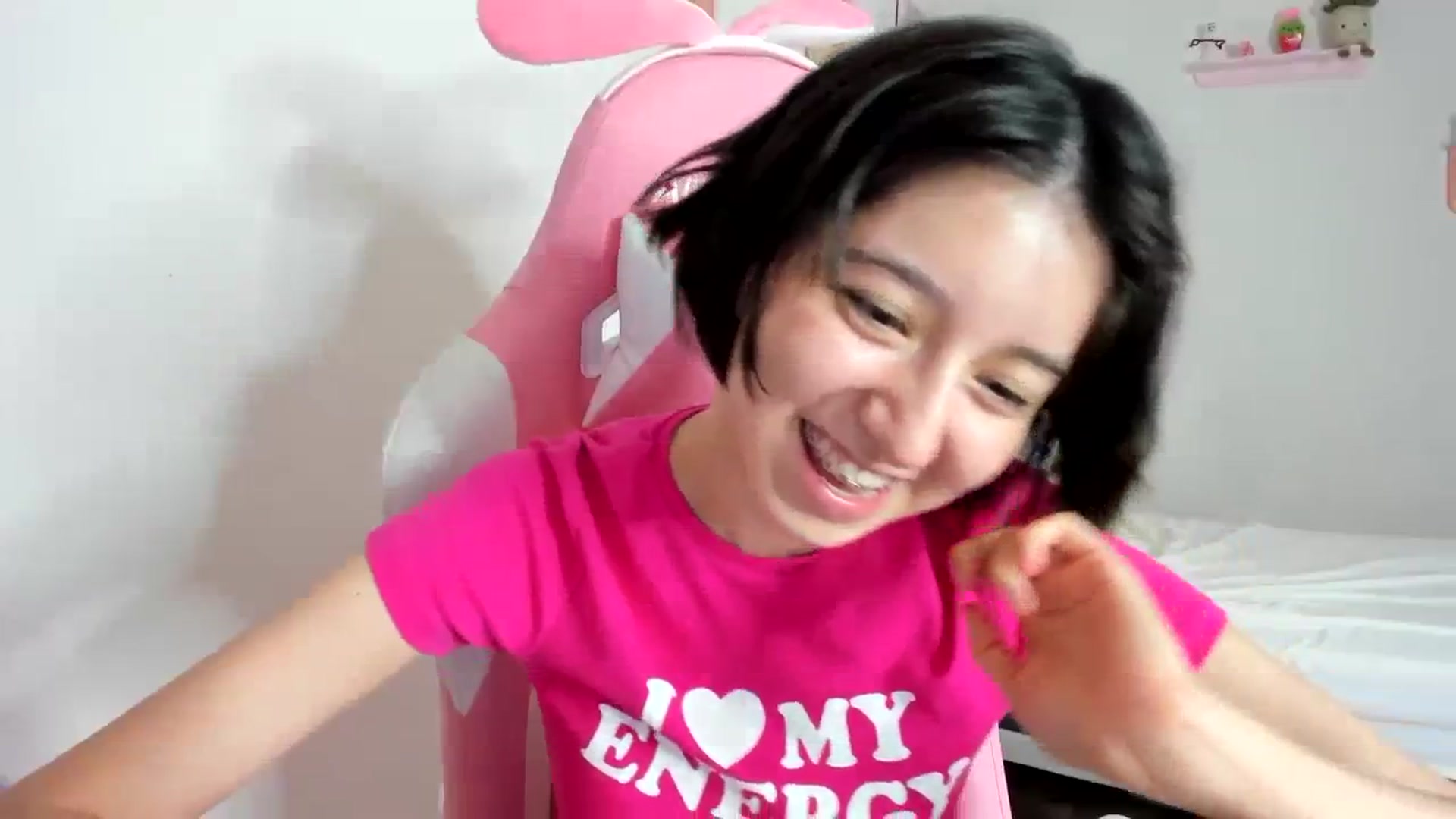 Gallery image thumbnail from Cherrycute666's myfreecams stream on, 09/21/2023, 05:38 image 16 of 20