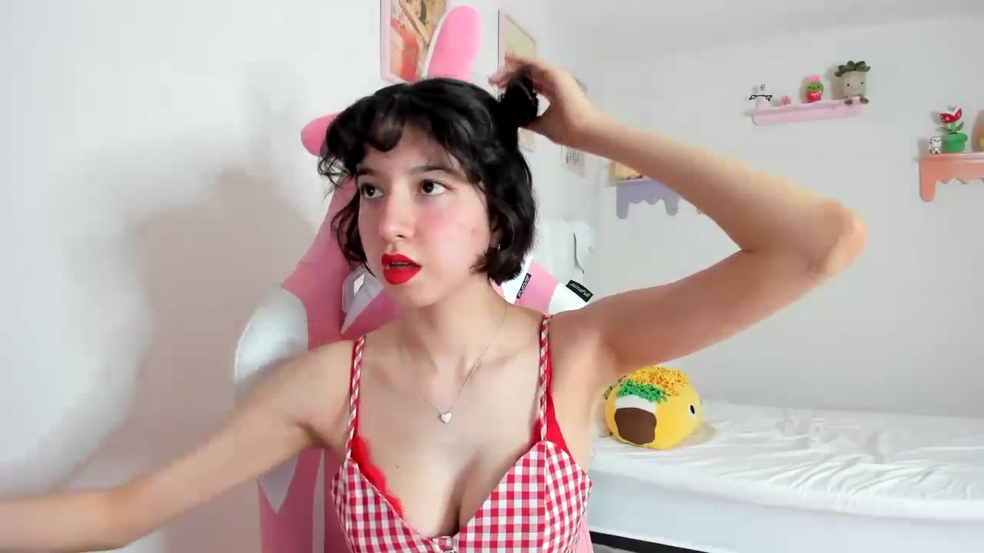 Gallery image thumbnail from Cherrycute666's myfreecams stream on, 09/22/2023, 22:16 image 9 of 20