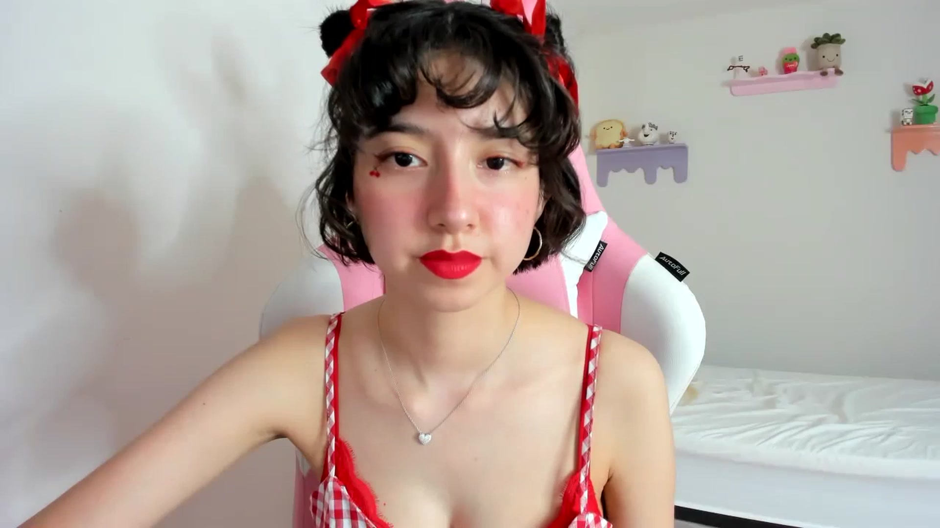 Gallery image thumbnail from Cherrycute666's myfreecams stream on, 09/23/2023, 24:03 image 5 of 20