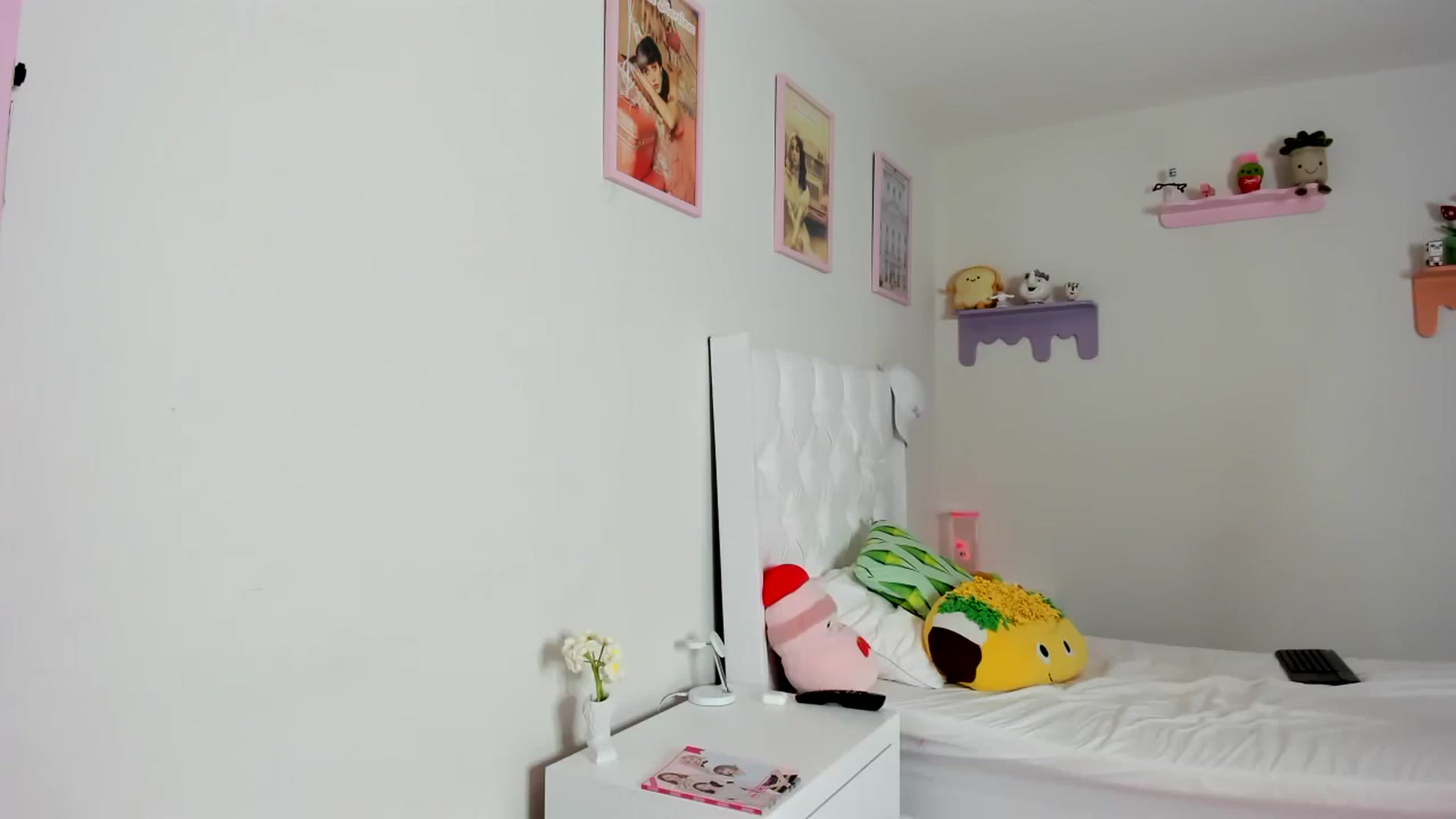 Gallery image thumbnail from Cherrycute666's myfreecams stream on, 09/23/2023, 02:47 image 19 of 20