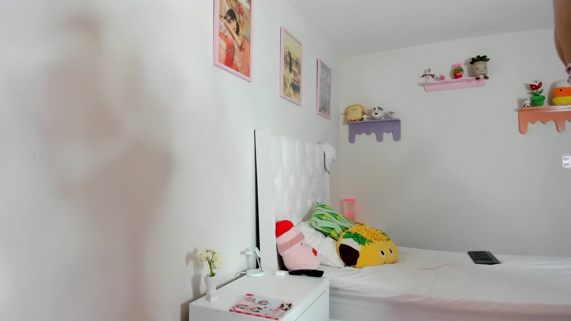 Gallery image thumbnail from Cherrycute666's myfreecams stream on, 09/23/2023, 02:47 image 7 of 20
