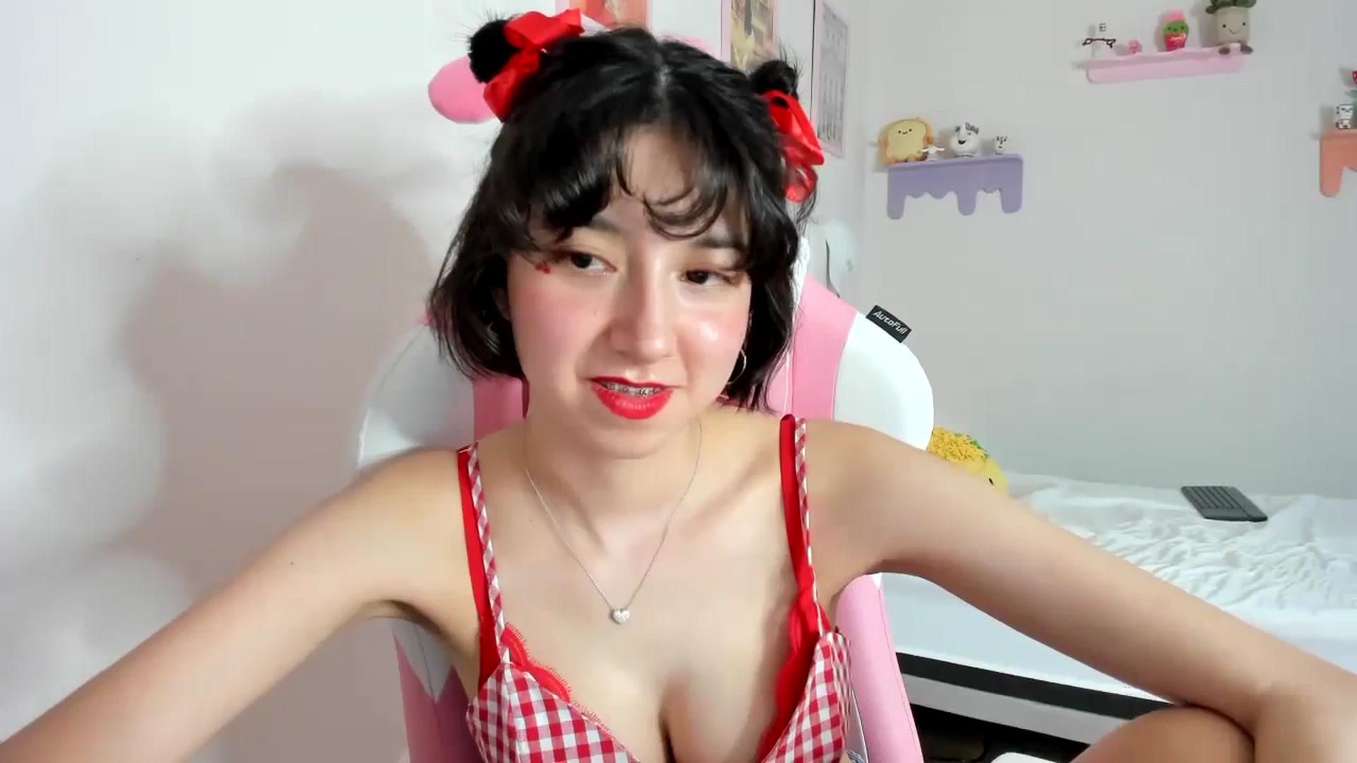 Gallery image thumbnail from Cherrycute666's myfreecams stream on, 09/23/2023, 04:52 image 15 of 20