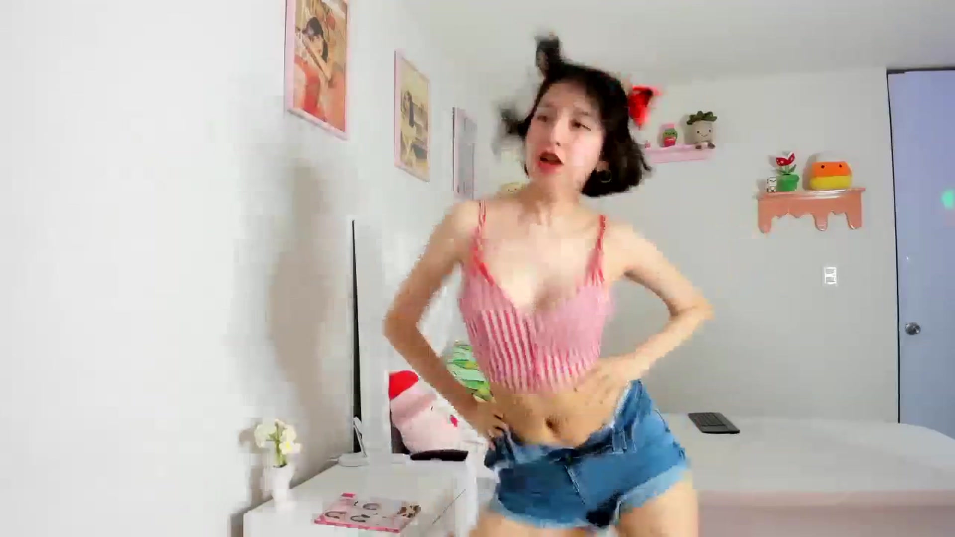Gallery image thumbnail from Cherrycute666's myfreecams stream on, 09/23/2023, 04:52 image 4 of 20