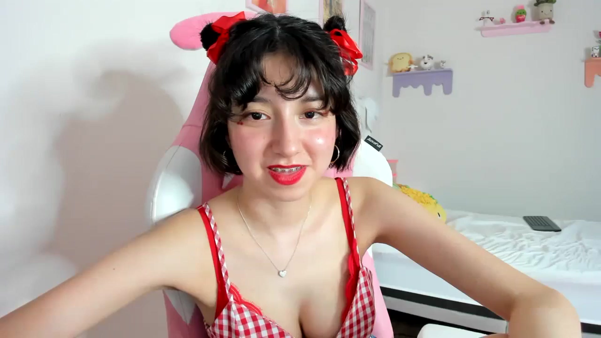 Gallery image thumbnail from Cherrycute666's myfreecams stream on, 09/23/2023, 04:52 image 16 of 20