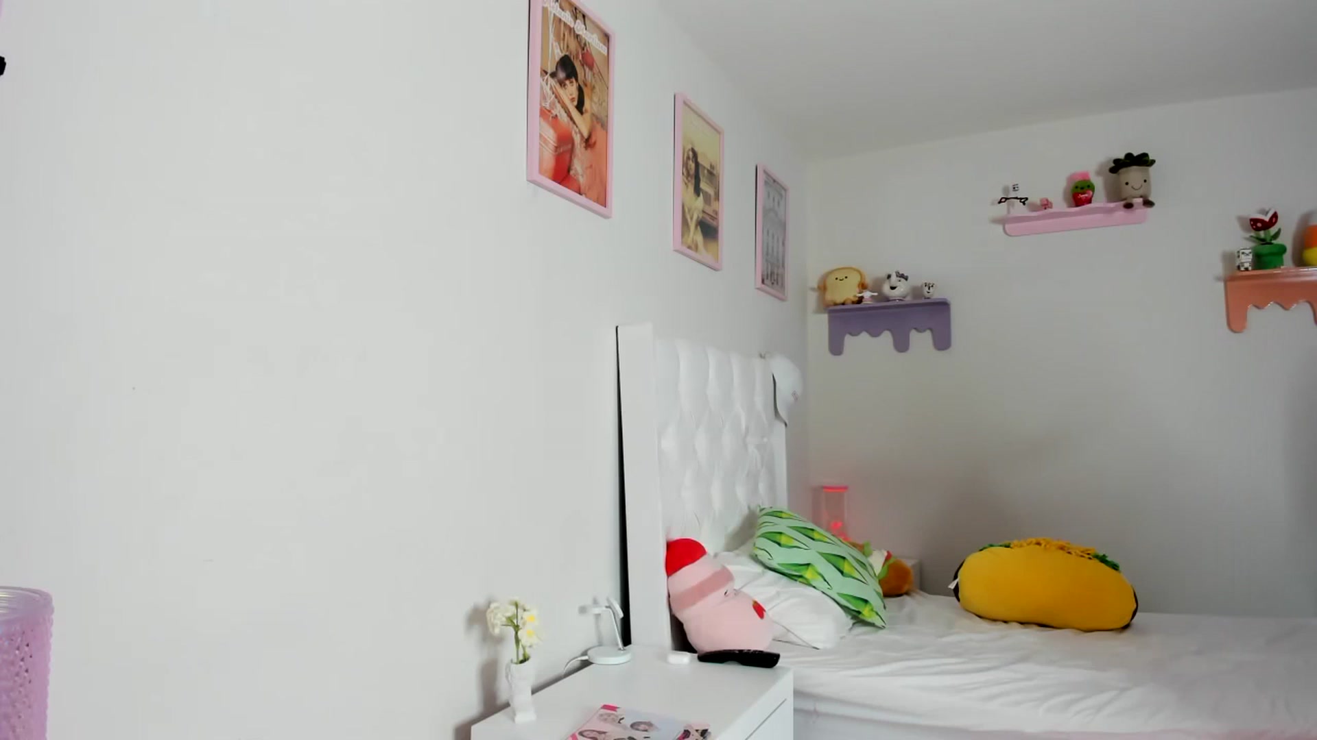 Gallery image thumbnail from Cherrycute666's myfreecams stream on, 09/23/2023, 10:56 image 3 of 20