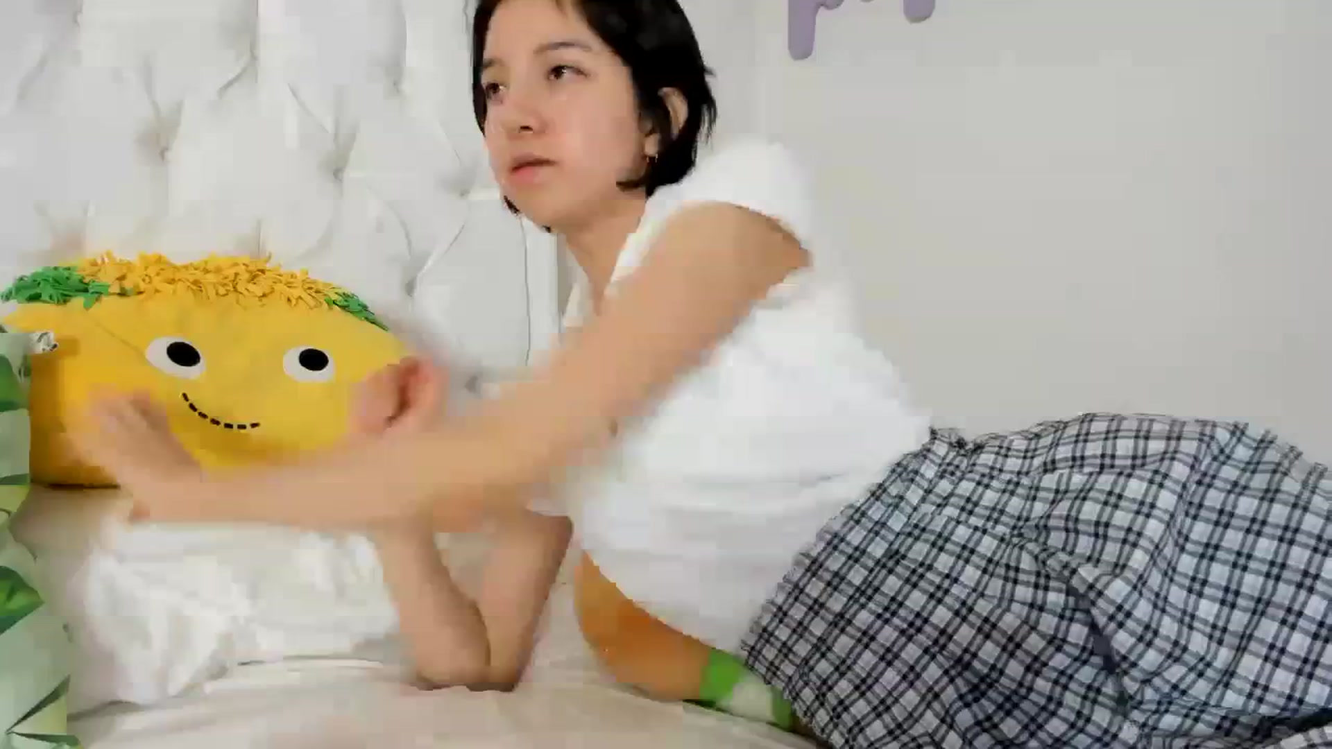 Gallery image thumbnail from Cherrycute666's myfreecams stream on, 09/24/2023, 07:08 image 1 of 20