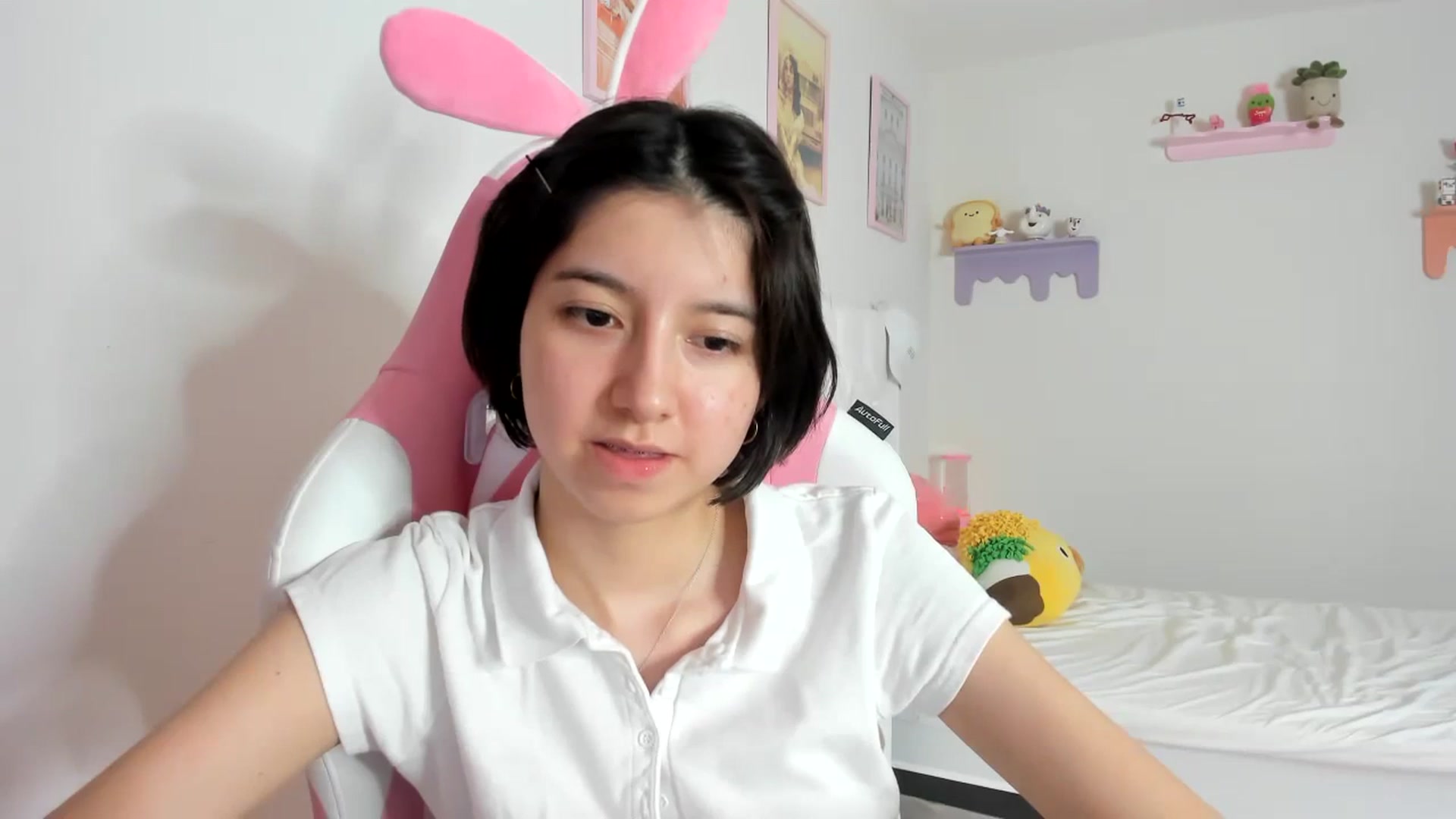 Gallery image thumbnail from Cherrycute666's myfreecams stream on, 09/24/2023, 07:08 image 18 of 20