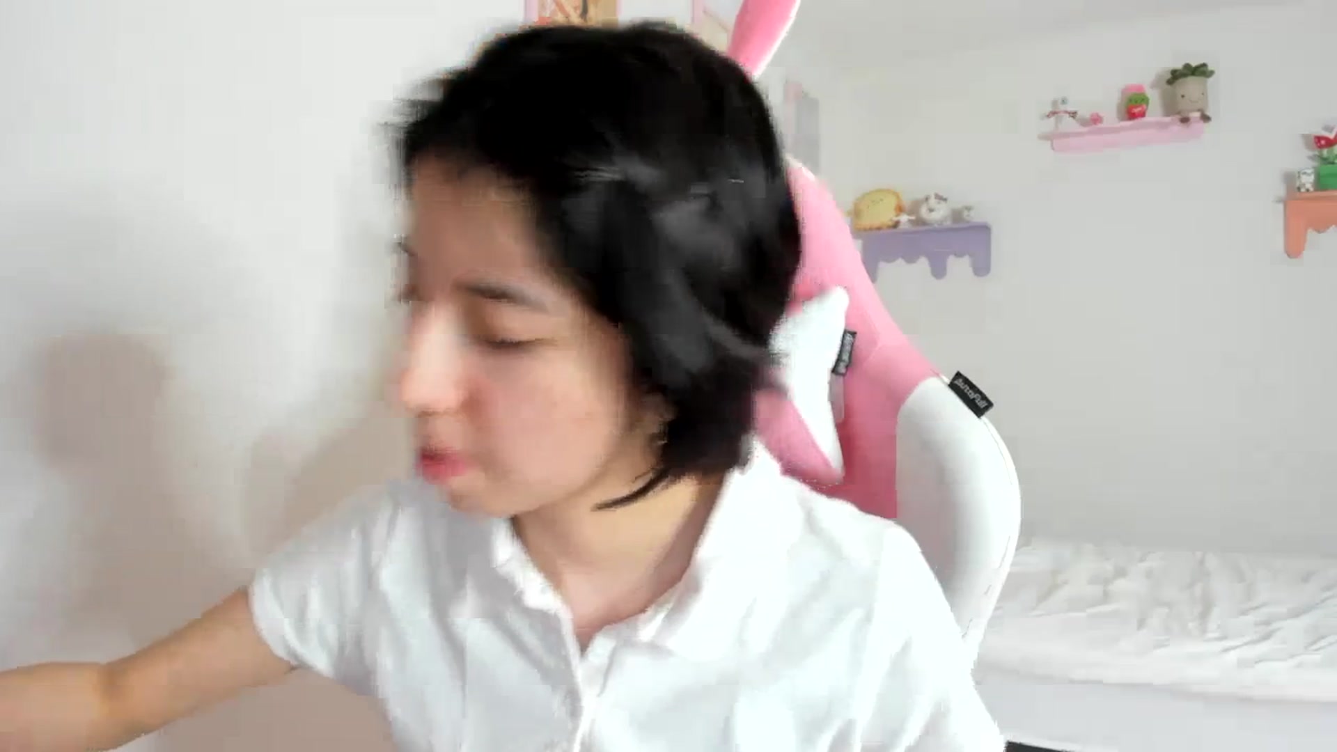 Gallery image thumbnail from Cherrycute666's myfreecams stream on, 09/24/2023, 07:08 image 5 of 20