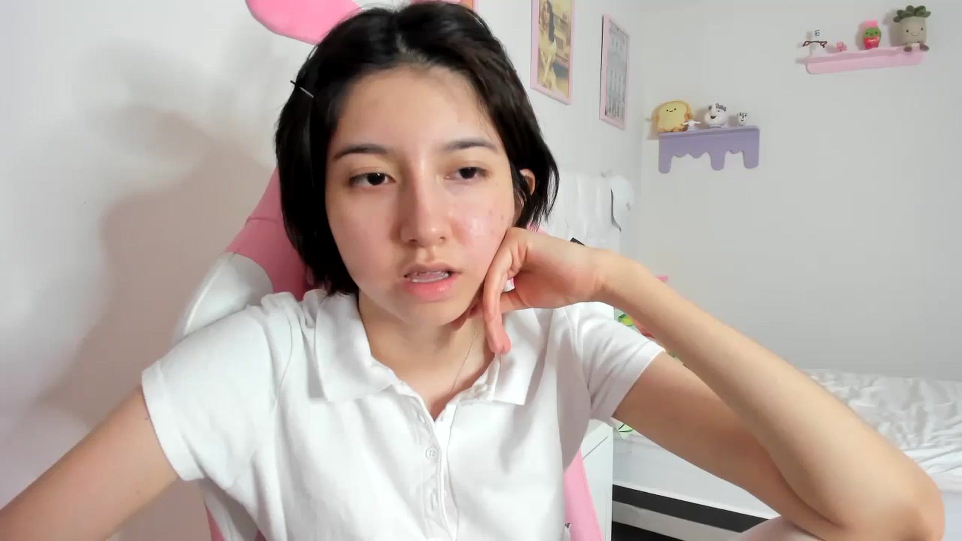 Gallery image thumbnail from Cherrycute666's myfreecams stream on, 09/24/2023, 08:08 image 3 of 20