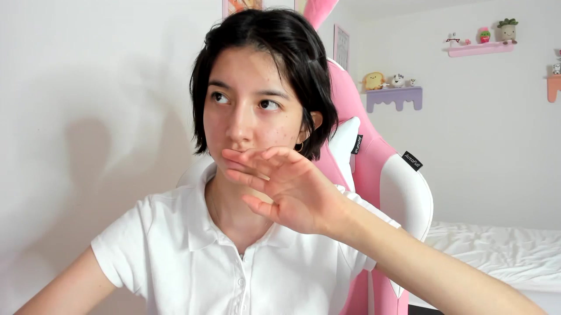 Gallery image thumbnail from Cherrycute666's myfreecams stream on, 09/24/2023, 08:08 image 9 of 20
