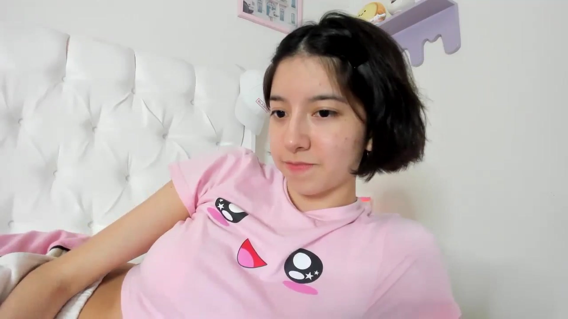 Gallery image thumbnail from Cherrycute666's myfreecams stream on, 09/25/2023, 05:52 image 7 of 20