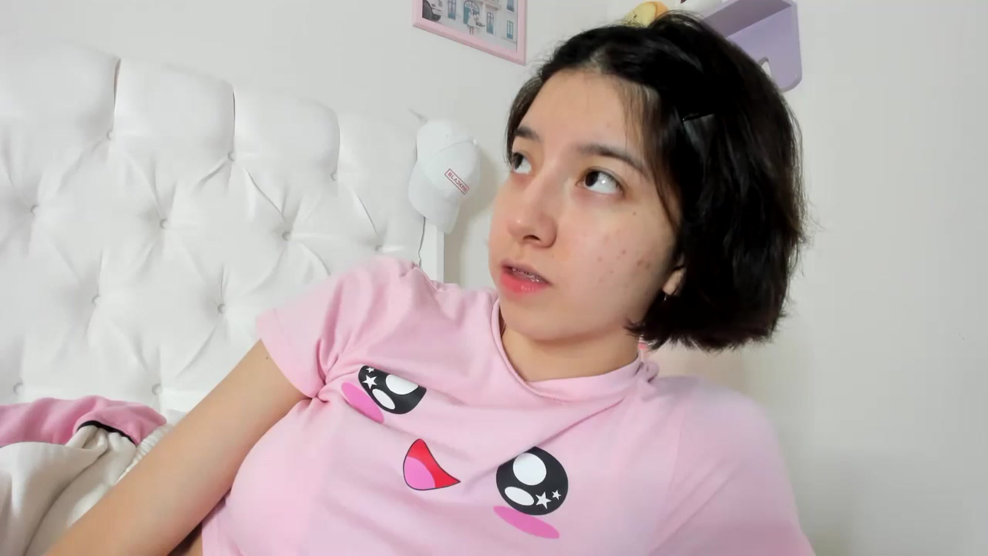 Gallery image thumbnail from Cherrycute666's myfreecams stream on, 09/25/2023, 05:52 image 9 of 20