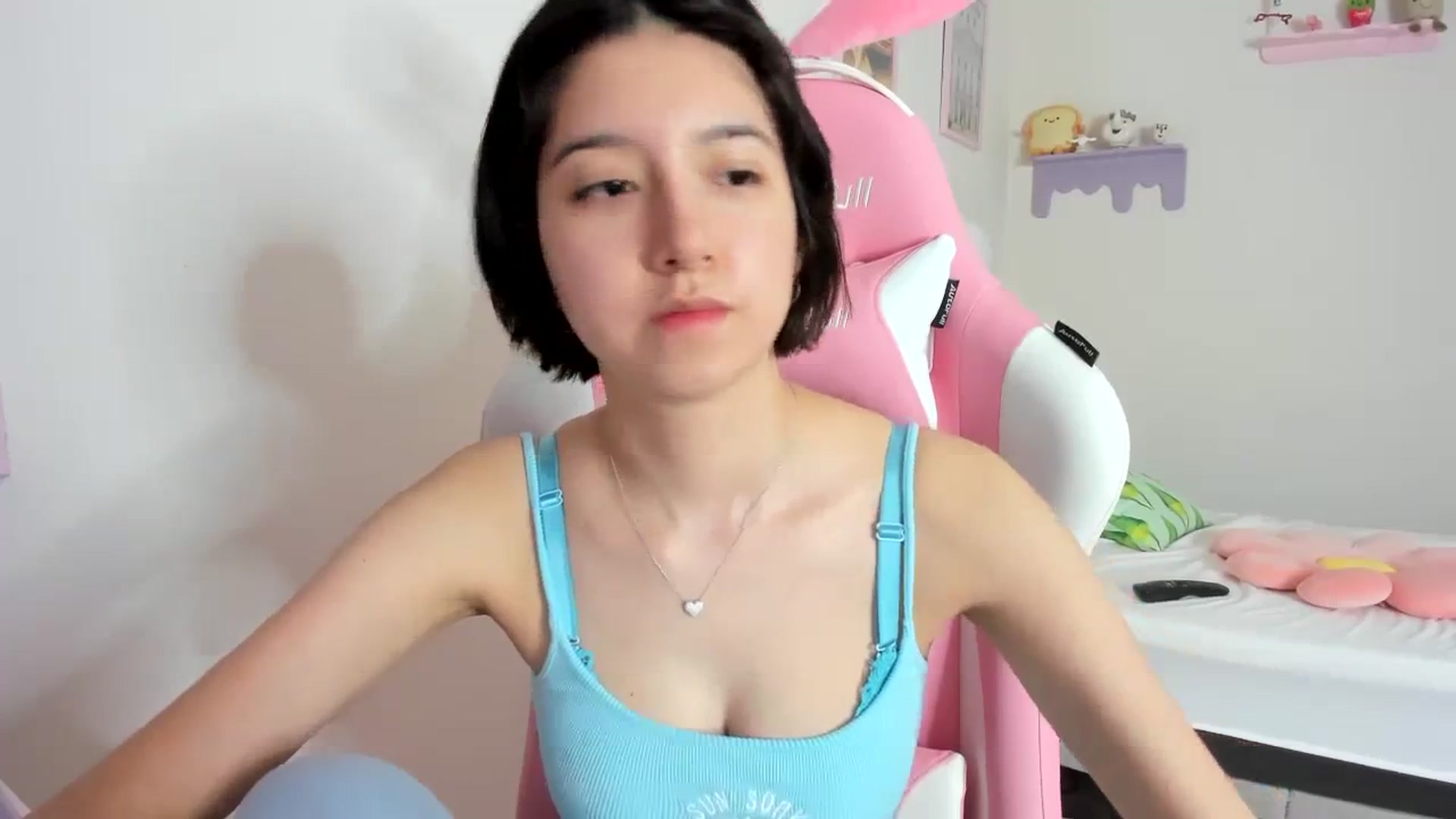 Gallery image thumbnail from Cherrycute666's myfreecams stream on, 09/26/2023, 22:00 image 10 of 20