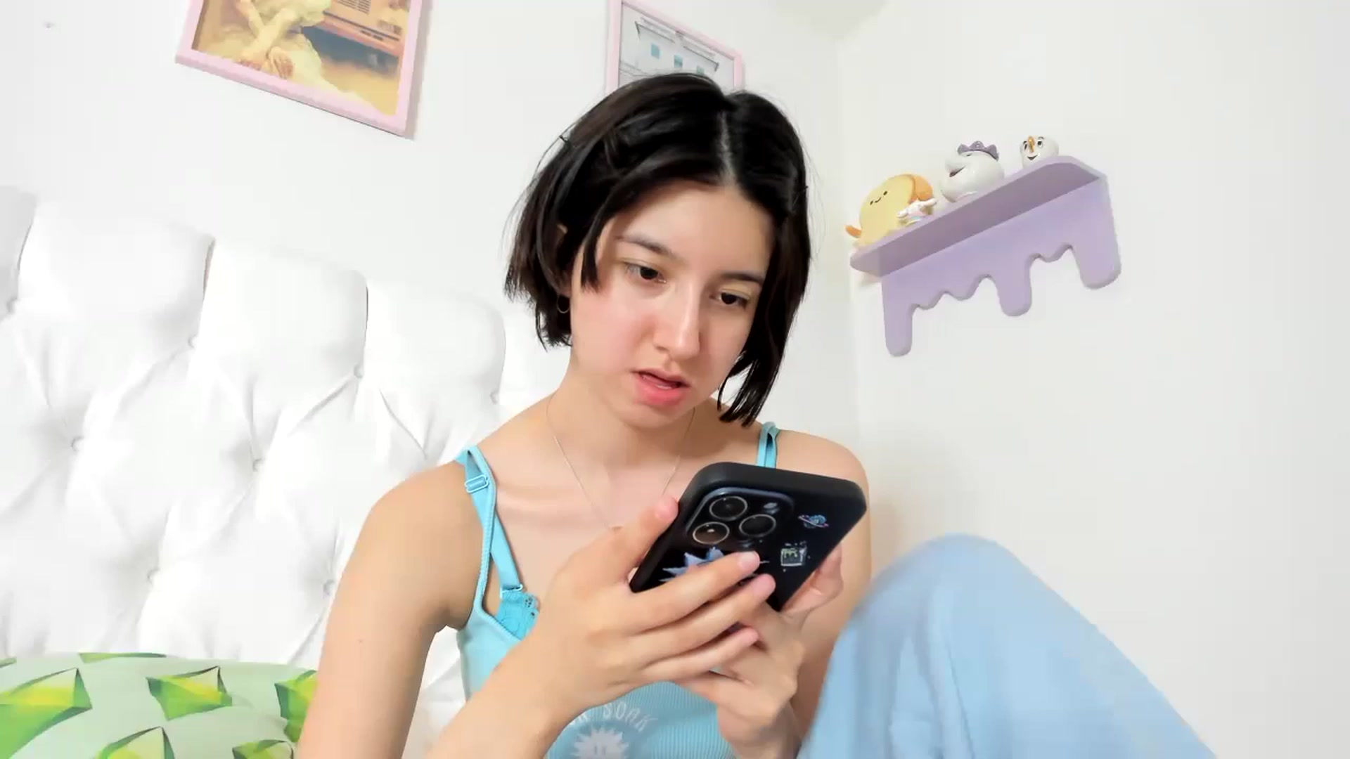 Gallery image thumbnail from Cherrycute666's myfreecams stream on, 09/27/2023, 02:13 image 11 of 20