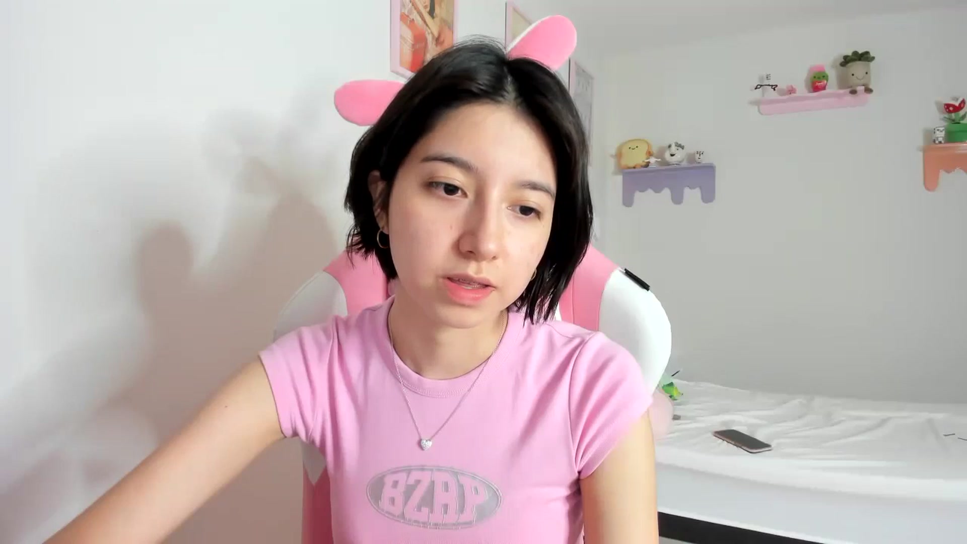 Gallery image thumbnail from Cherrycute666's myfreecams stream on, 09/29/2023, 06:56 image 11 of 20