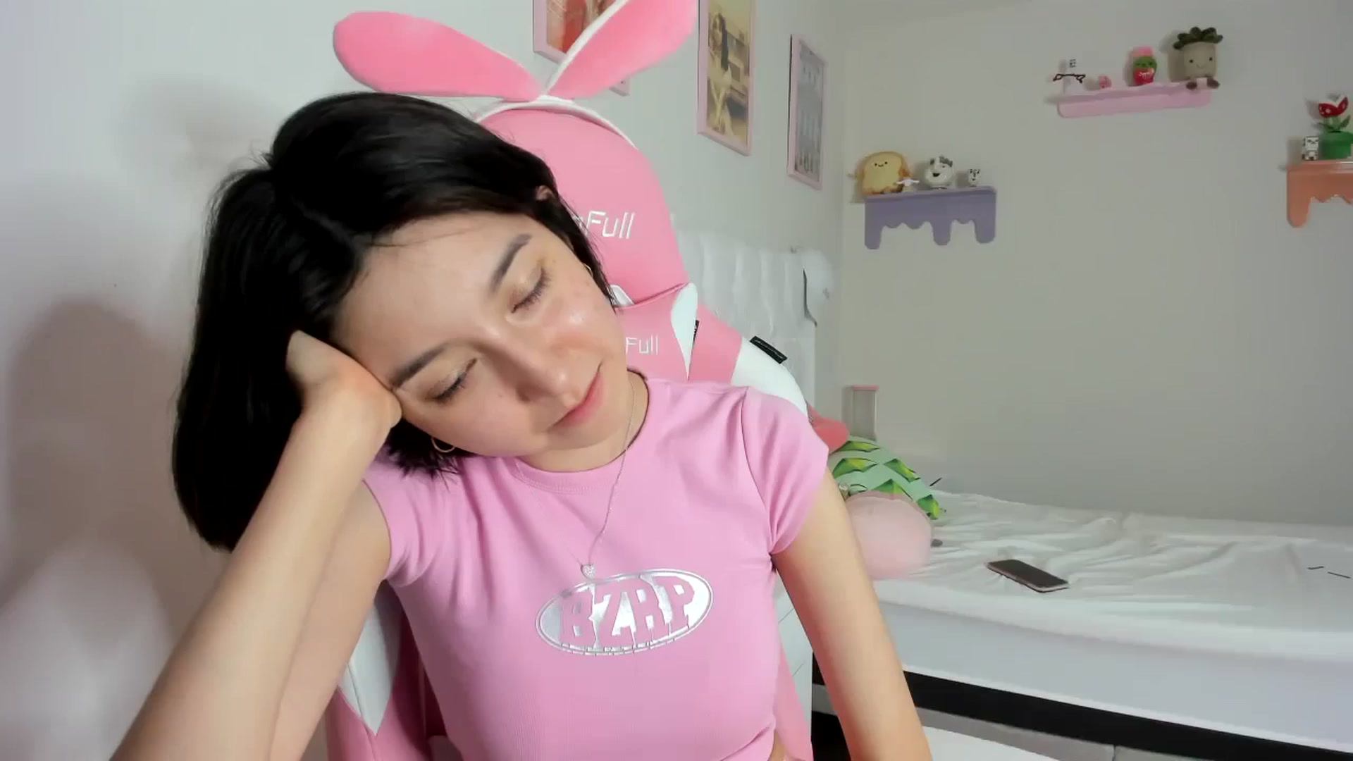Gallery image thumbnail from Cherrycute666's myfreecams stream on, 09/29/2023, 06:56 image 15 of 20