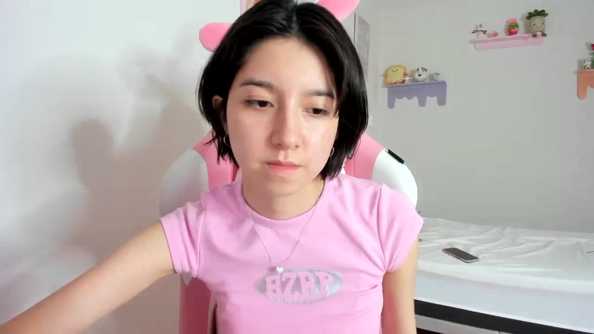 Gallery image thumbnail from Cherrycute666's myfreecams stream on, 09/29/2023, 07:19 image 18 of 20