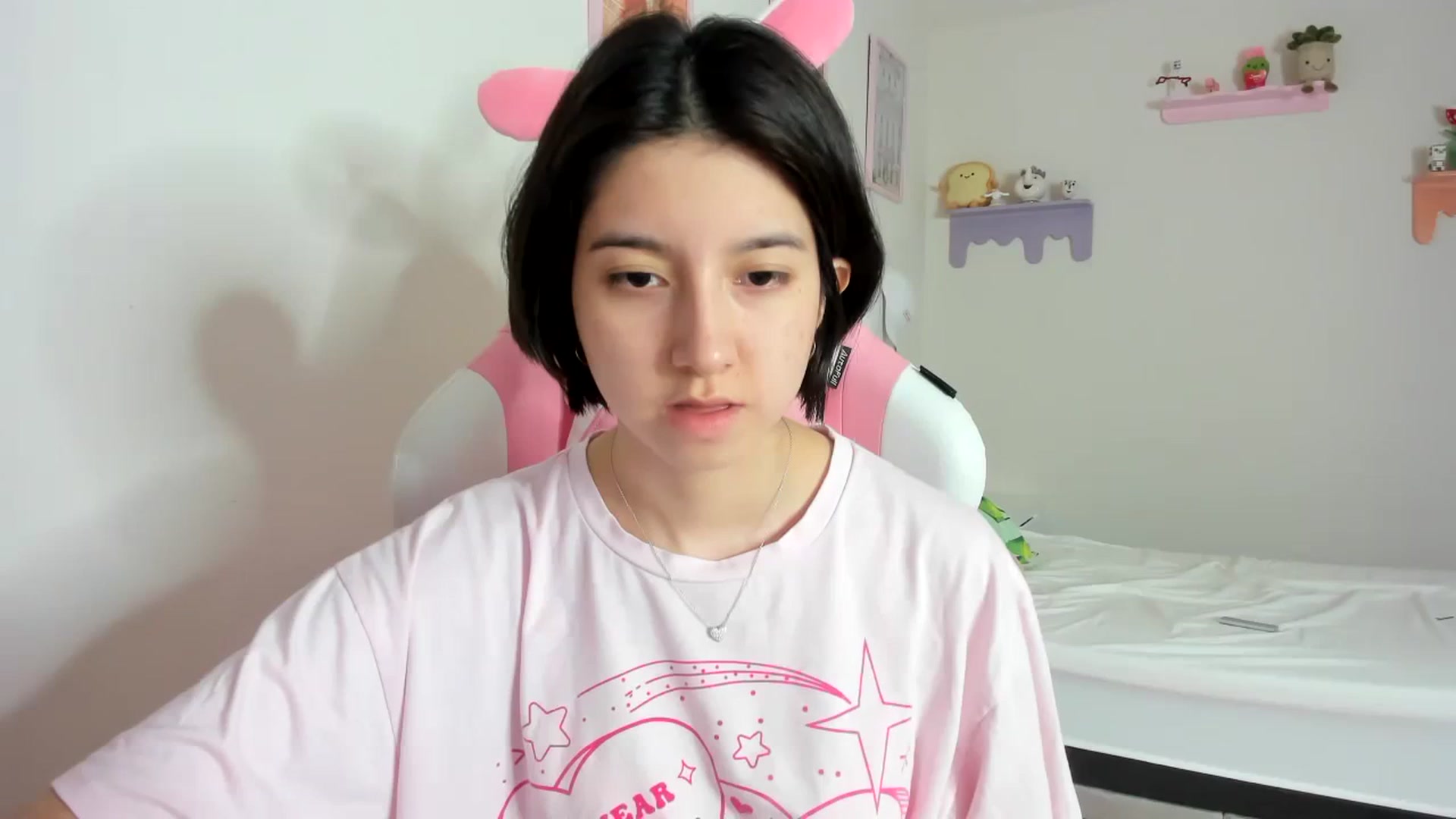 Gallery image thumbnail from Cherrycute666's myfreecams stream on, 09/29/2023, 07:50 image 6 of 20