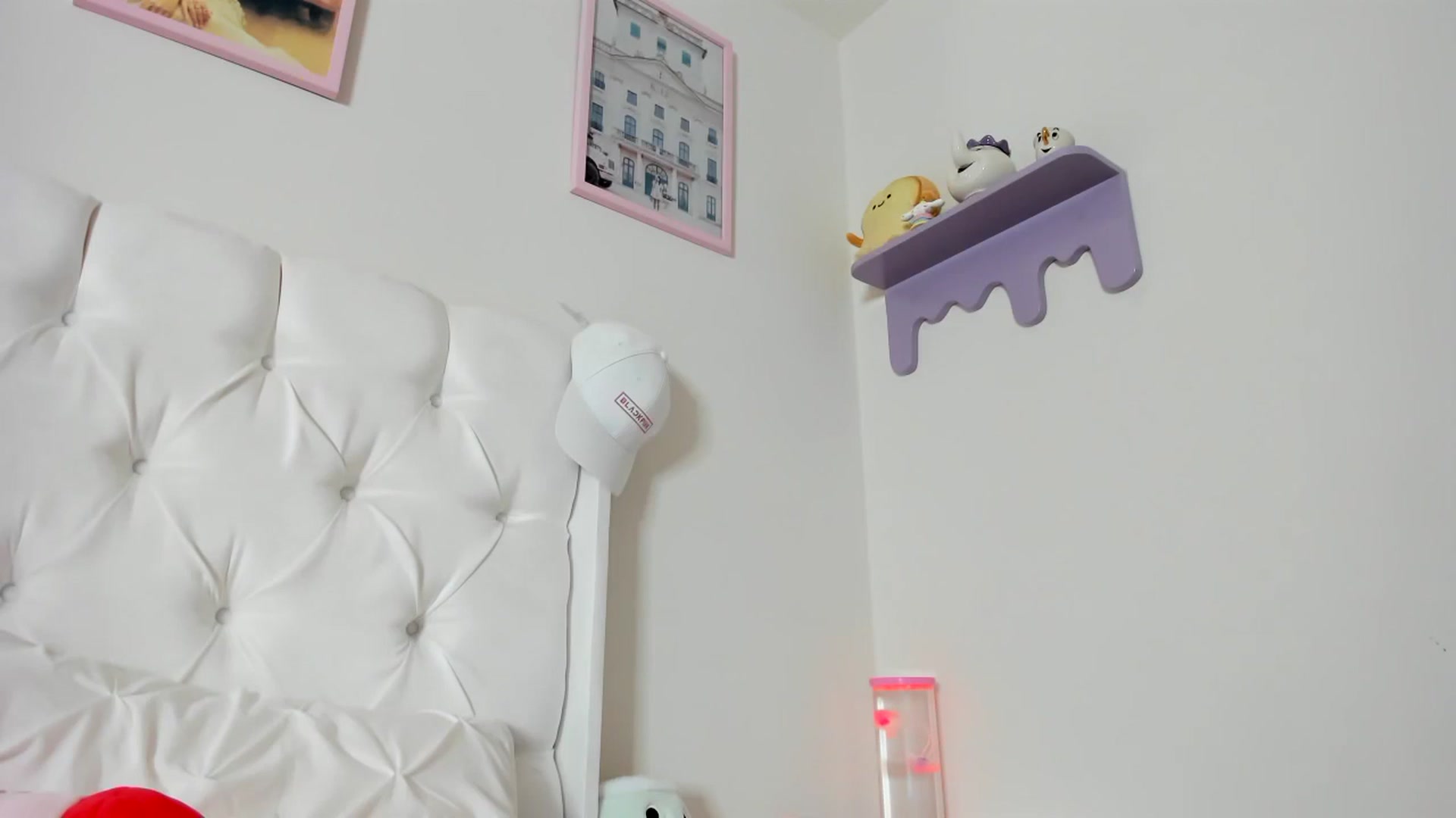 Gallery image thumbnail from Cherrycute666's myfreecams stream on, 09/30/2023, 03:05 image 20 of 20
