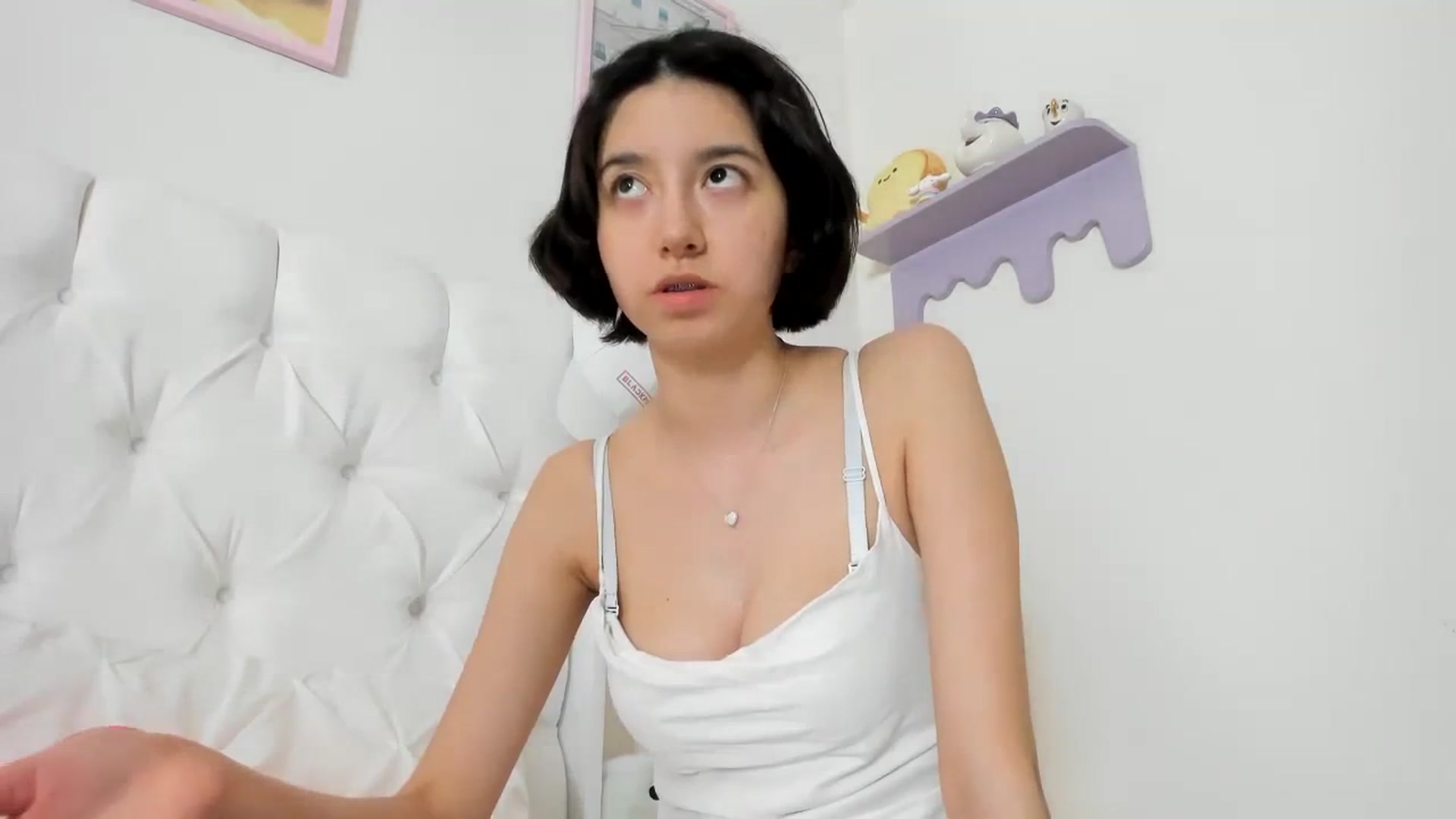 Gallery image thumbnail from Cherrycute666's myfreecams stream on, 09/30/2023, 03:05 image 13 of 20