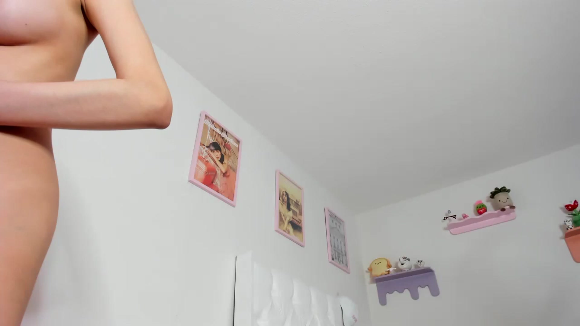 Gallery image thumbnail from Cherrycute666's myfreecams stream on, 10/01/2023, 03:15 image 9 of 20