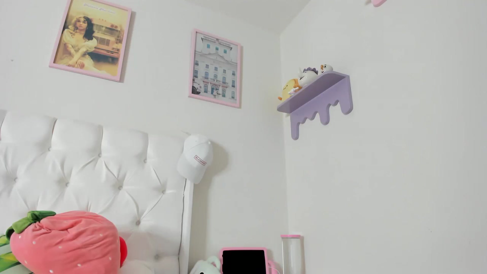 Gallery image thumbnail from Cherrycute666's myfreecams stream on, 10/02/2023, 08:50 image 13 of 20