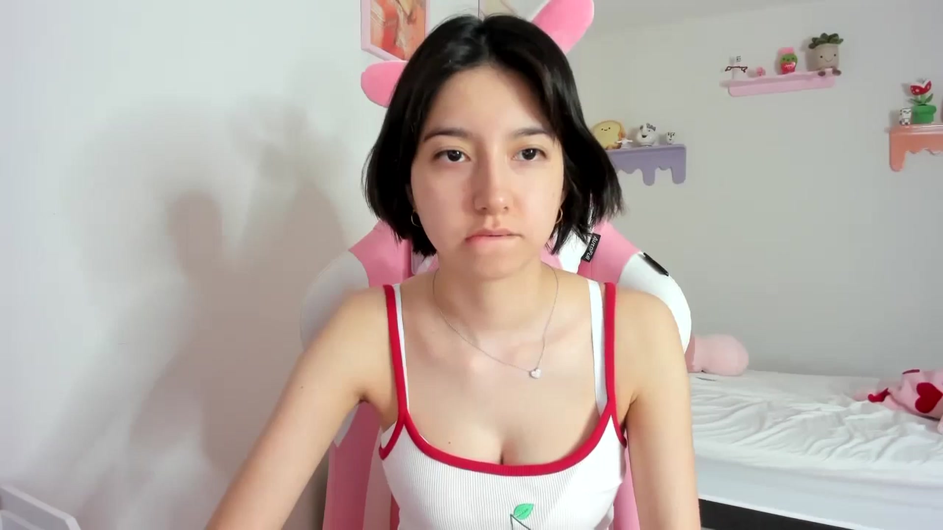 Gallery image thumbnail from Cherrycute666's myfreecams stream on, 10/04/2023, 13:49 image 3 of 20