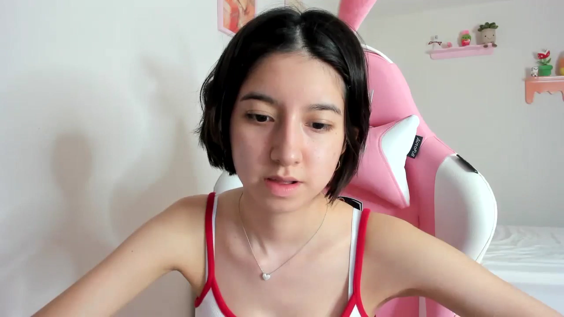 Gallery image thumbnail from Cherrycute666's myfreecams stream on, 10/04/2023, 22:46 image 19 of 20