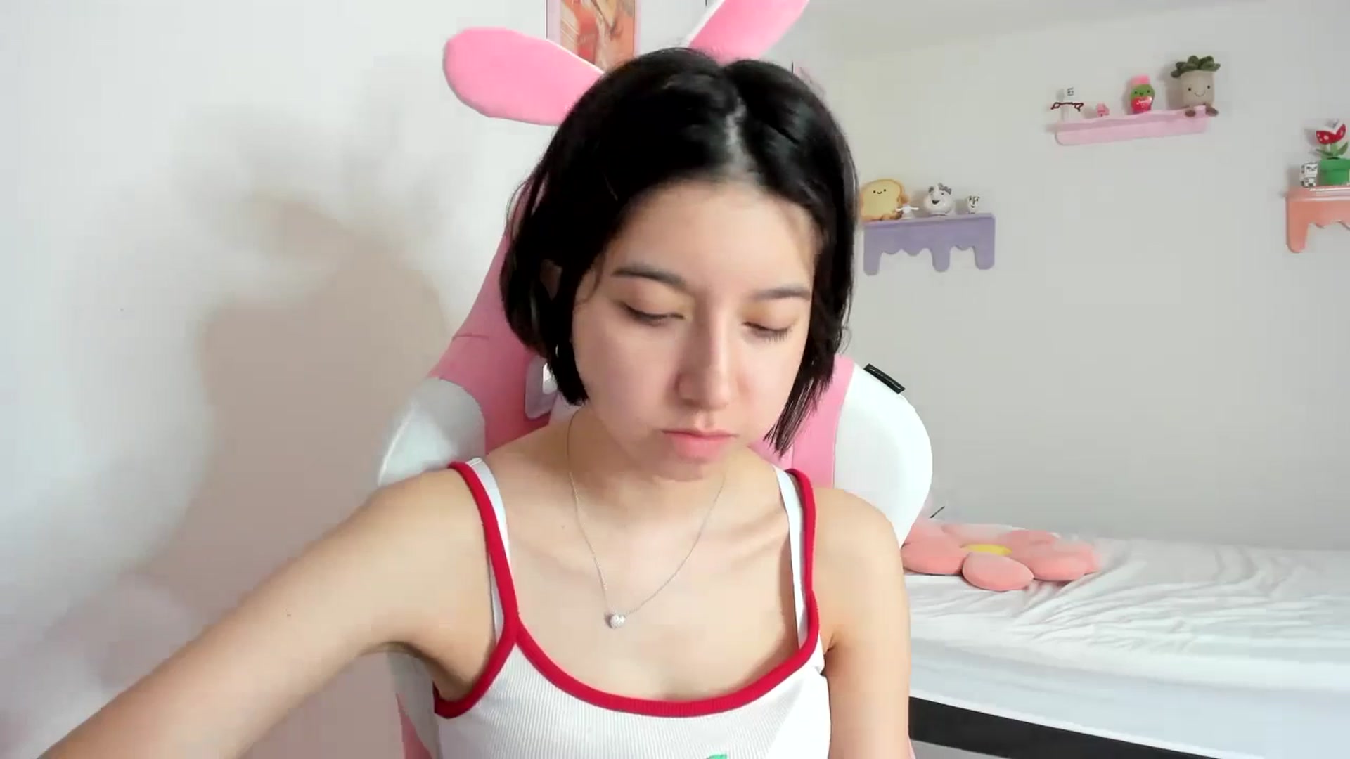 Gallery image thumbnail from Cherrycute666's myfreecams stream on, 10/04/2023, 22:46 image 9 of 20