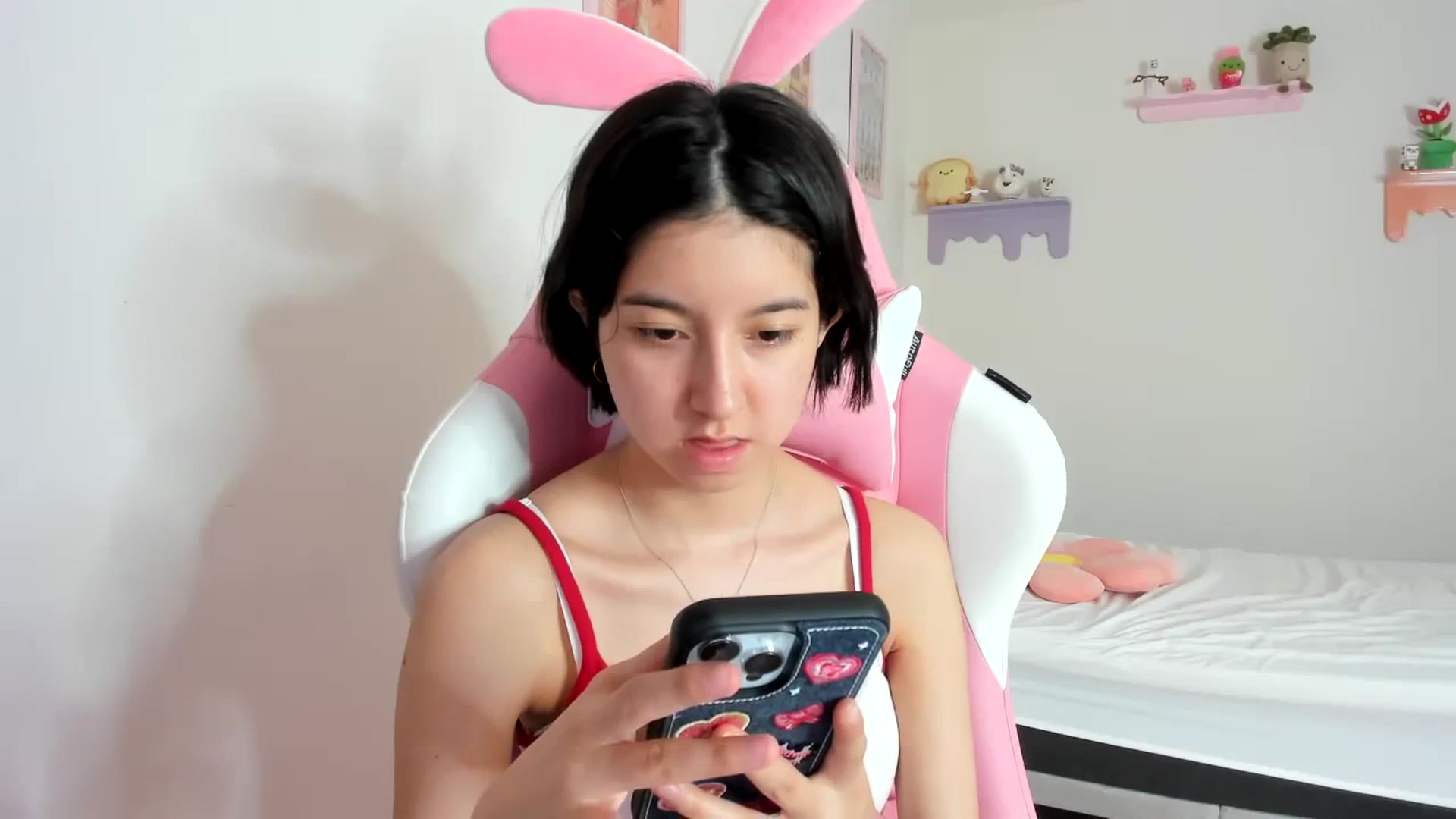 Gallery image thumbnail from Cherrycute666's myfreecams stream on, 10/04/2023, 23:30 image 11 of 20
