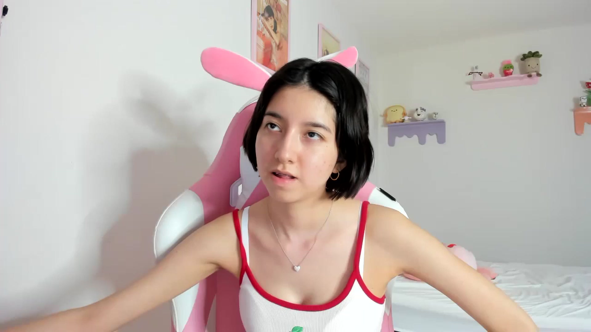 Gallery image thumbnail from Cherrycute666's myfreecams stream on, 10/05/2023, 05:09 image 13 of 20