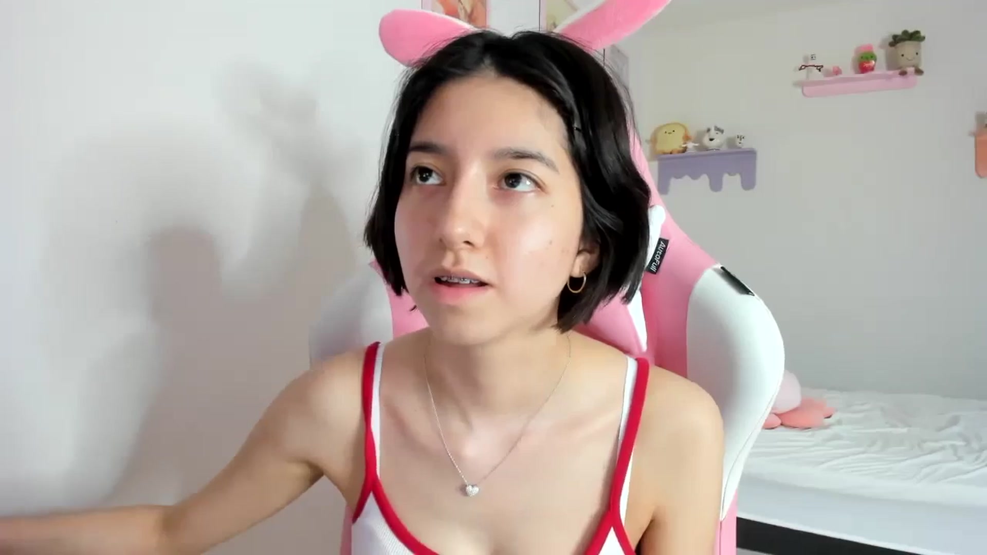 Gallery image thumbnail from Cherrycute666's myfreecams stream on, 10/05/2023, 05:09 image 11 of 20