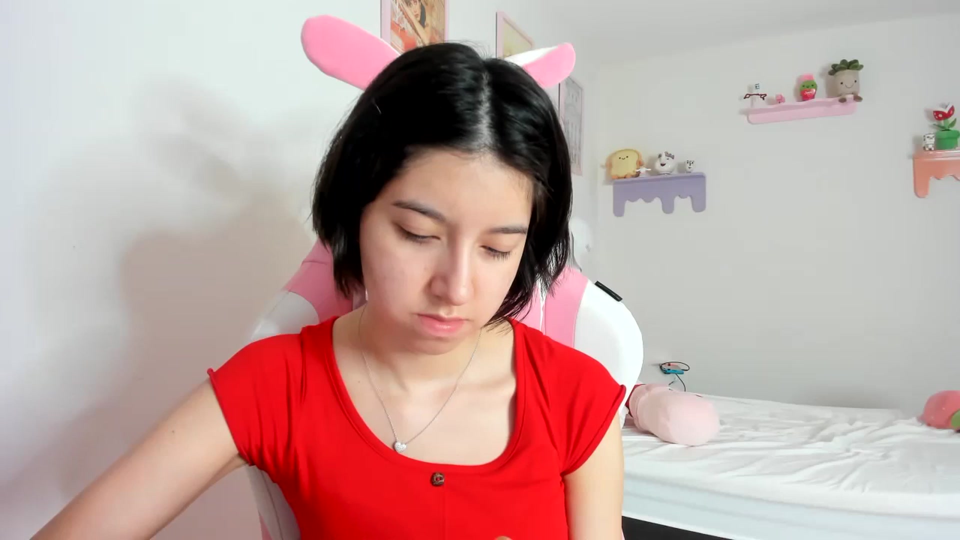 Gallery image thumbnail from Cherrycute666's myfreecams stream on, 10/05/2023, 20:09 image 20 of 20