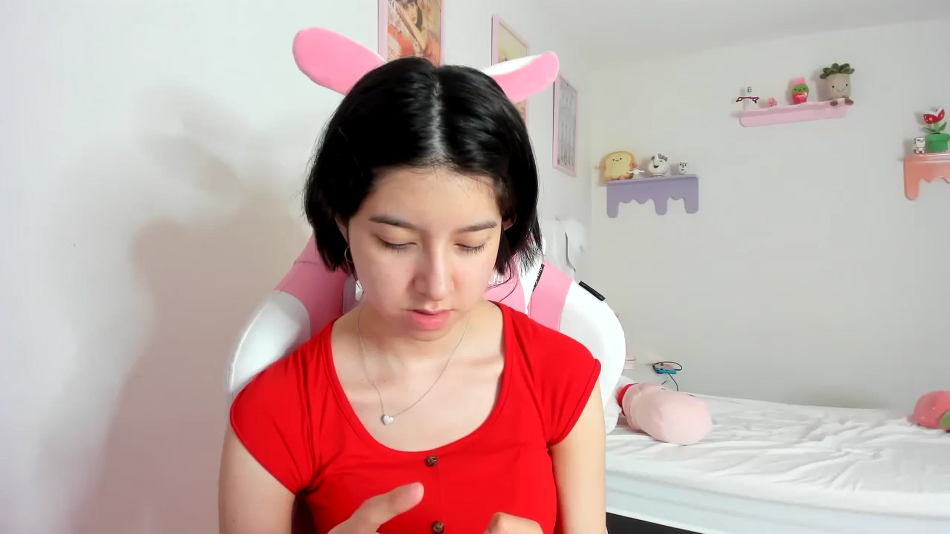 Gallery image thumbnail from Cherrycute666's myfreecams stream on, 10/05/2023, 20:09 image 7 of 20