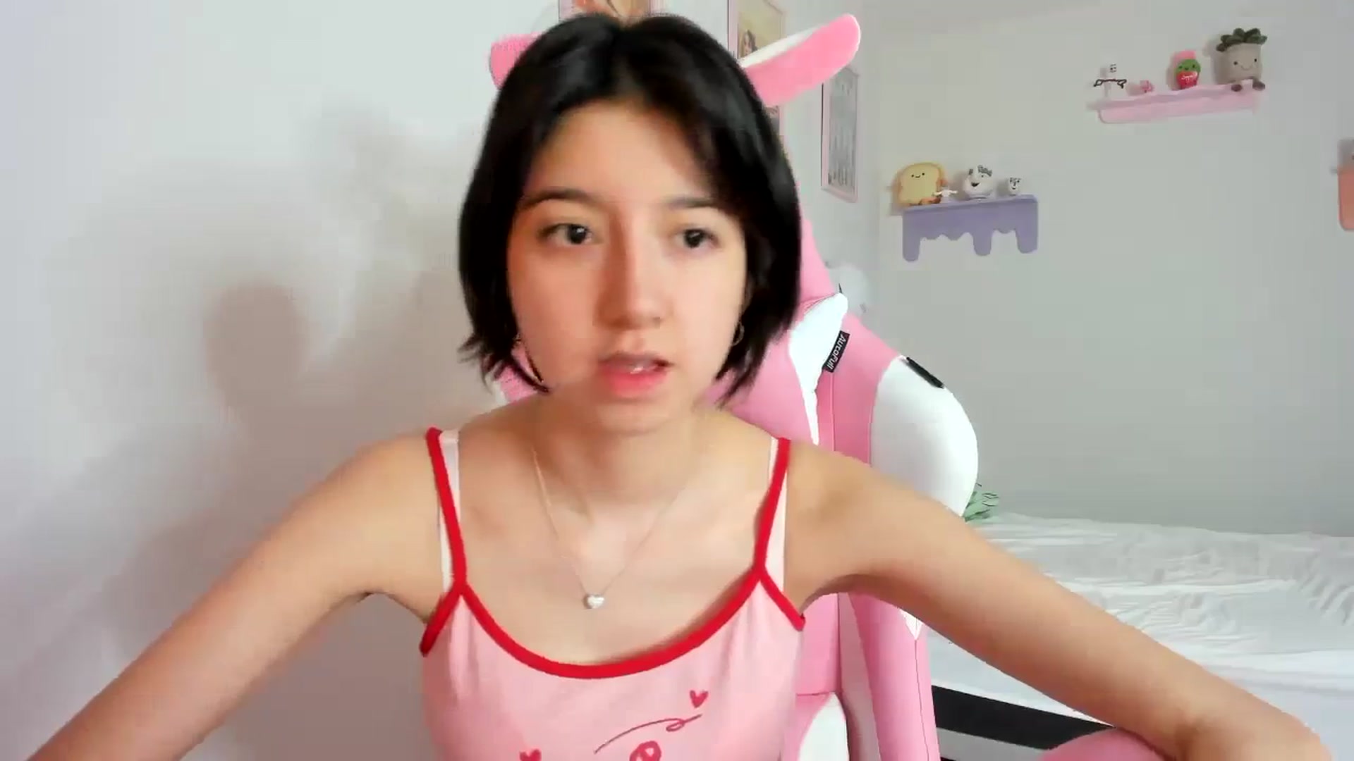 Gallery image thumbnail from Cherrycute666's myfreecams stream on, 10/06/2023, 19:41 image 7 of 20