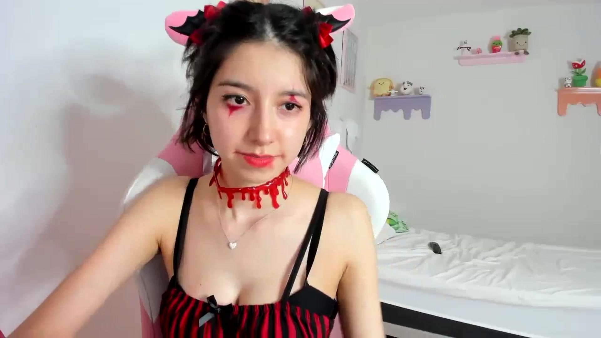 Gallery image thumbnail from Cherrycute666's myfreecams stream on, 10/07/2023, 06:26 image 18 of 20