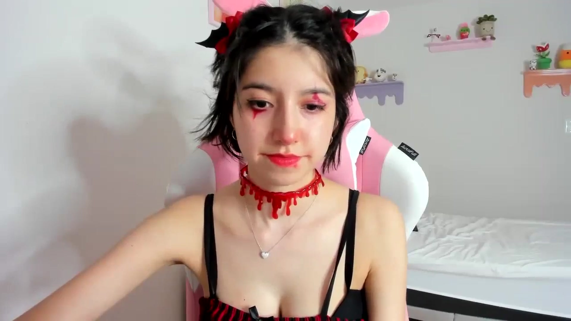Gallery image thumbnail from Cherrycute666's myfreecams stream on, 10/07/2023, 08:09 image 14 of 20