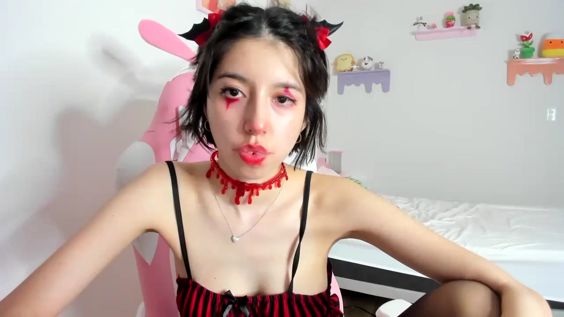 Gallery image thumbnail from Cherrycute666's myfreecams stream on, 10/07/2023, 08:43 image 8 of 20