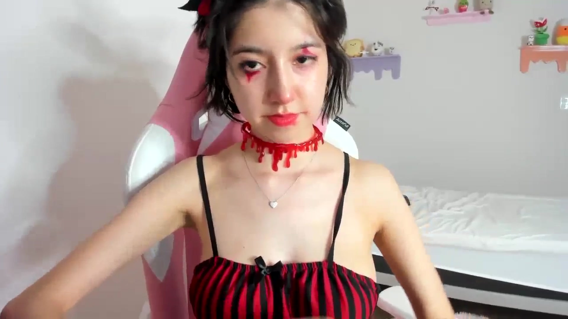 Gallery image thumbnail from Cherrycute666's myfreecams stream on, 10/07/2023, 08:43 image 14 of 20