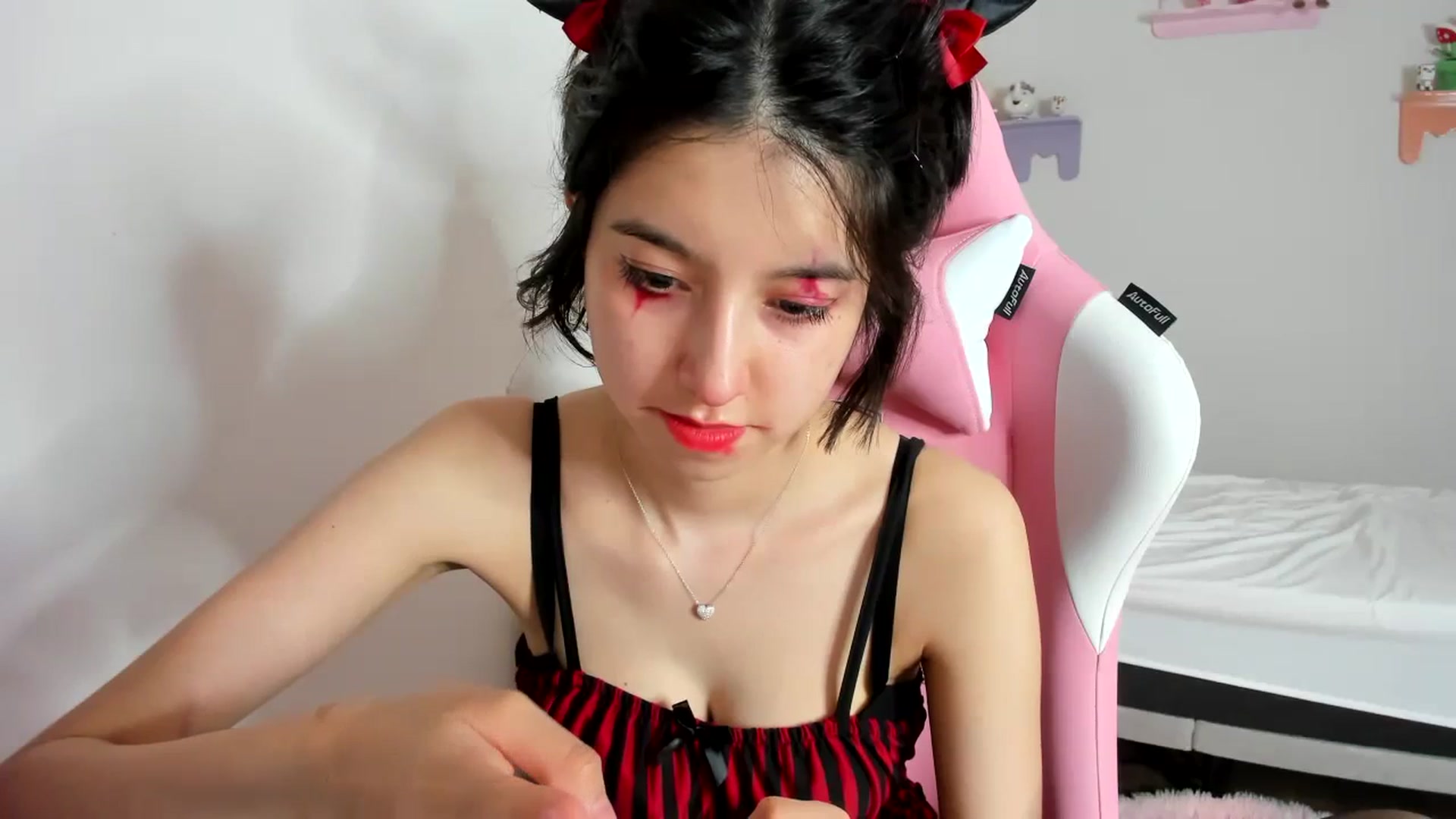 Gallery image thumbnail from Cherrycute666's myfreecams stream on, 10/07/2023, 09:27 image 5 of 20