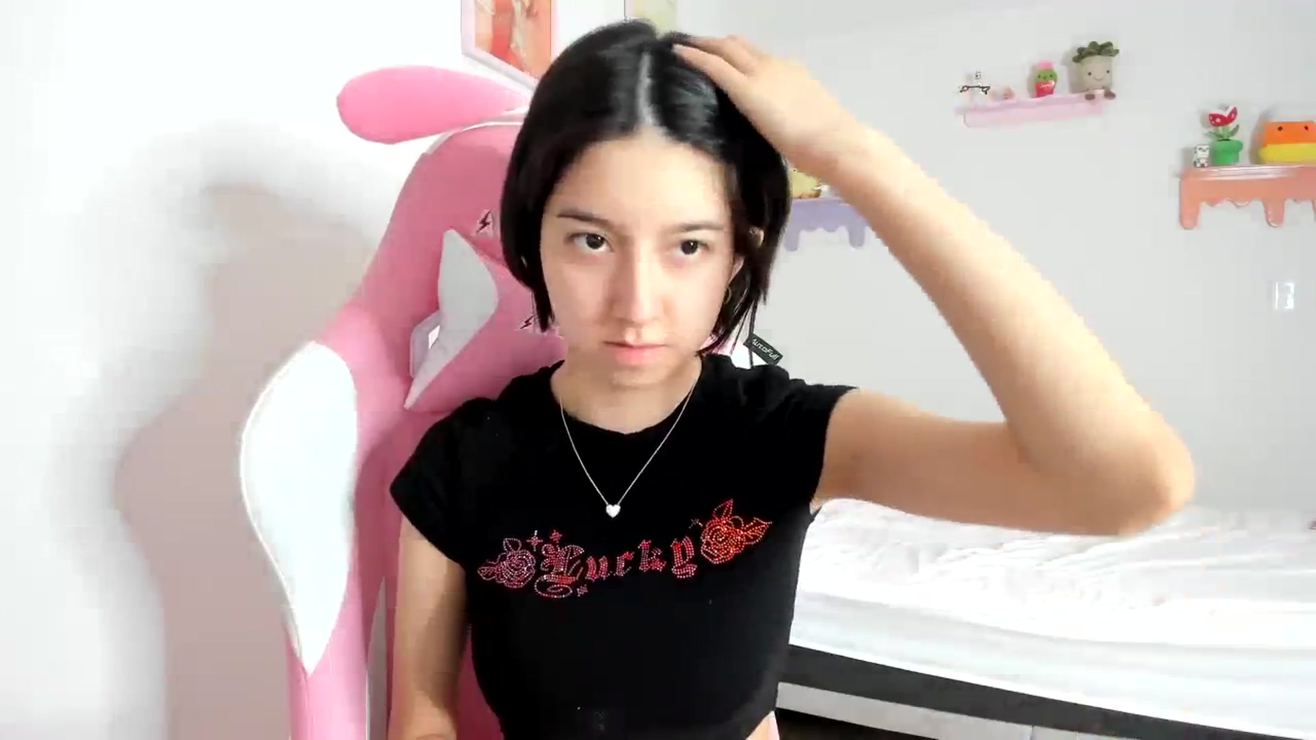 Gallery image thumbnail from Cherrycute666's myfreecams stream on, 10/08/2023, 01:50 image 2 of 20
