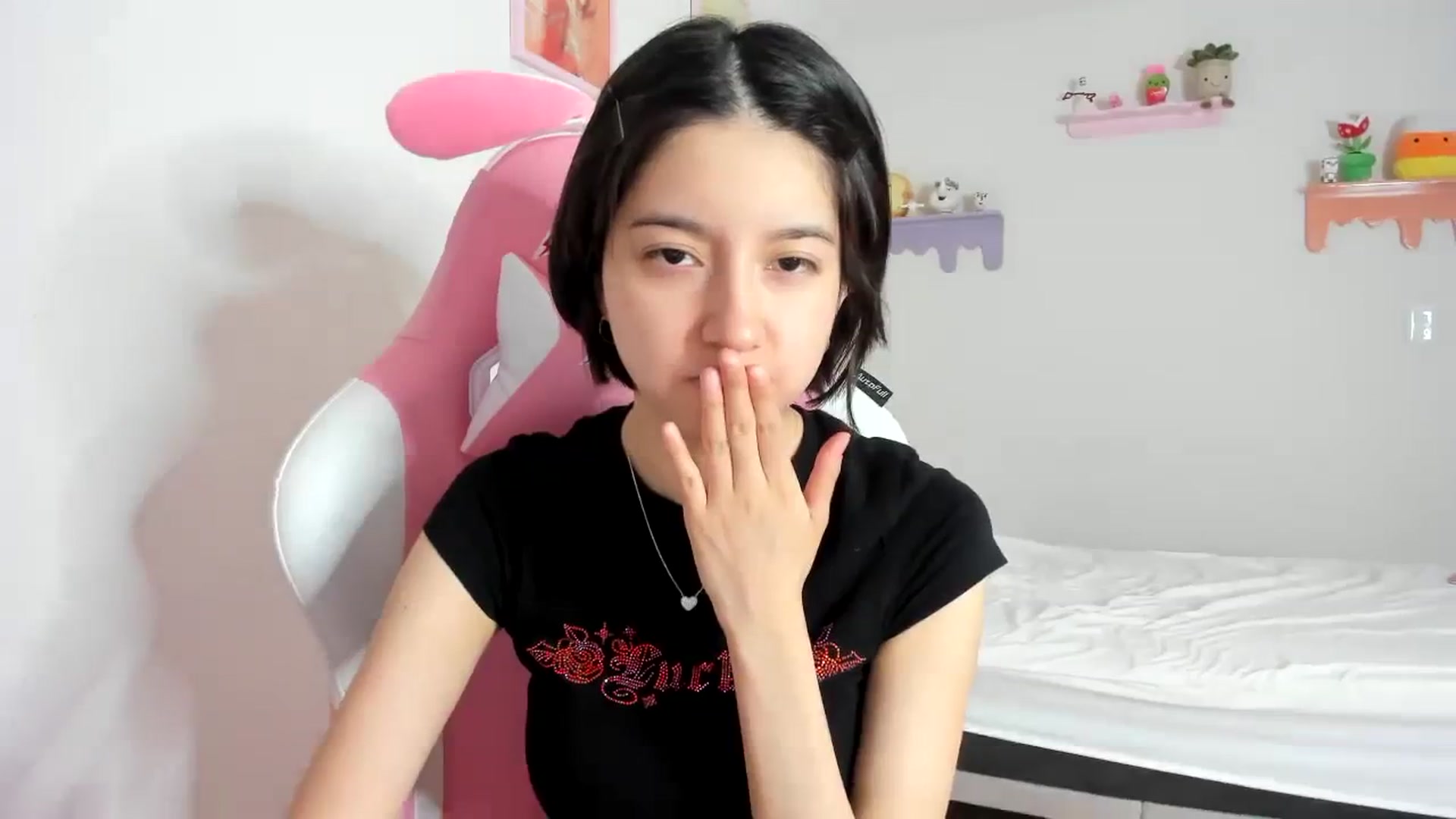 Gallery image thumbnail from Cherrycute666's myfreecams stream on, 10/08/2023, 01:50 image 3 of 20