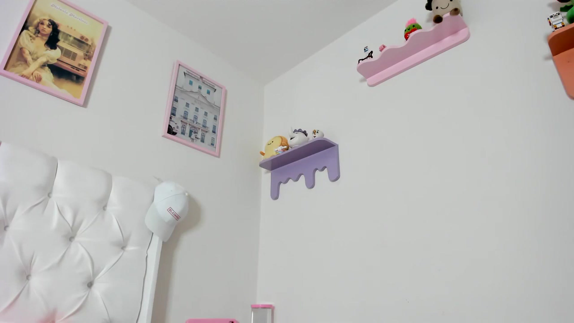 Gallery image thumbnail from Cherrycute666's myfreecams stream on, 10/08/2023, 09:28 image 18 of 20