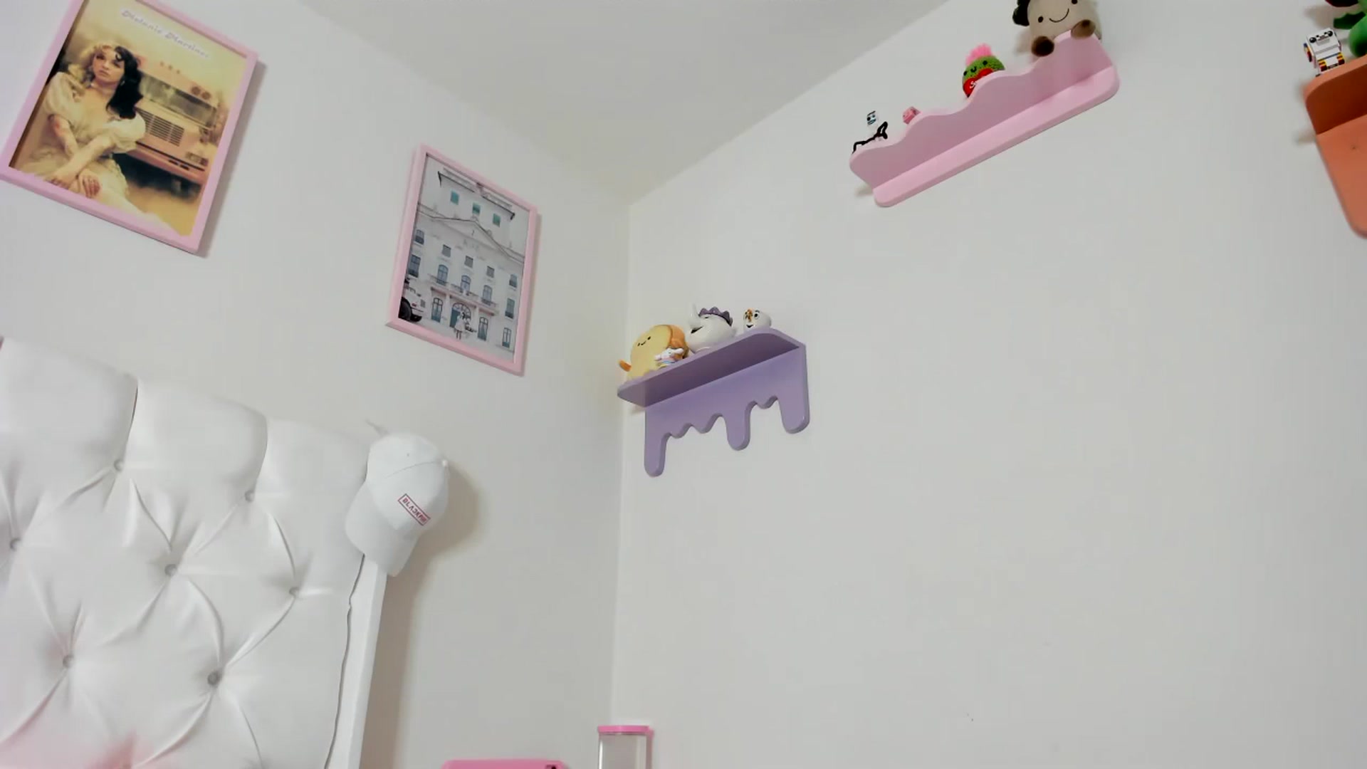 Gallery image thumbnail from Cherrycute666's myfreecams stream on, 10/08/2023, 09:28 image 19 of 20