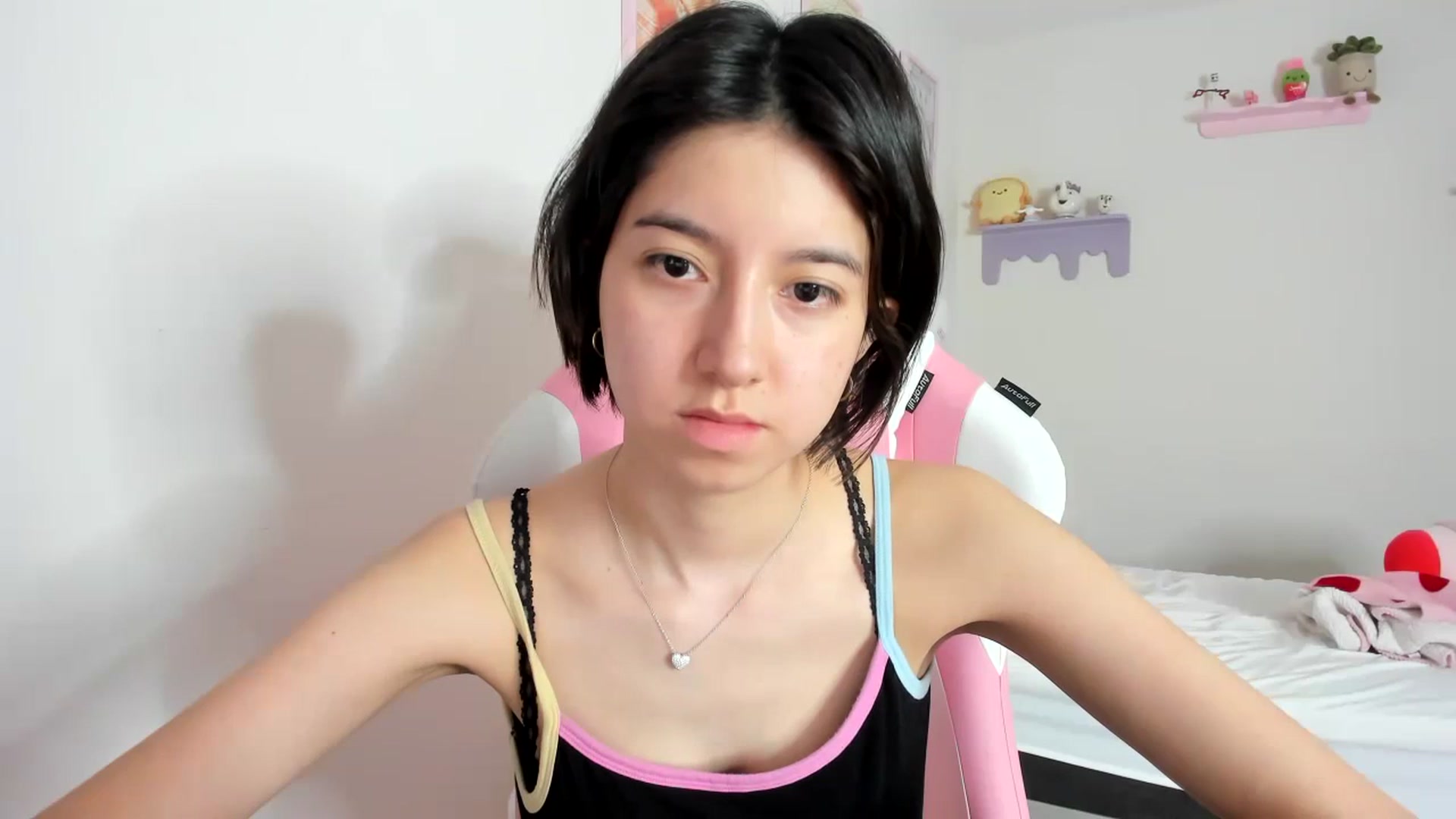 Gallery image thumbnail from Cherrycute666's myfreecams stream on, 10/09/2023, 15:33 image 11 of 20