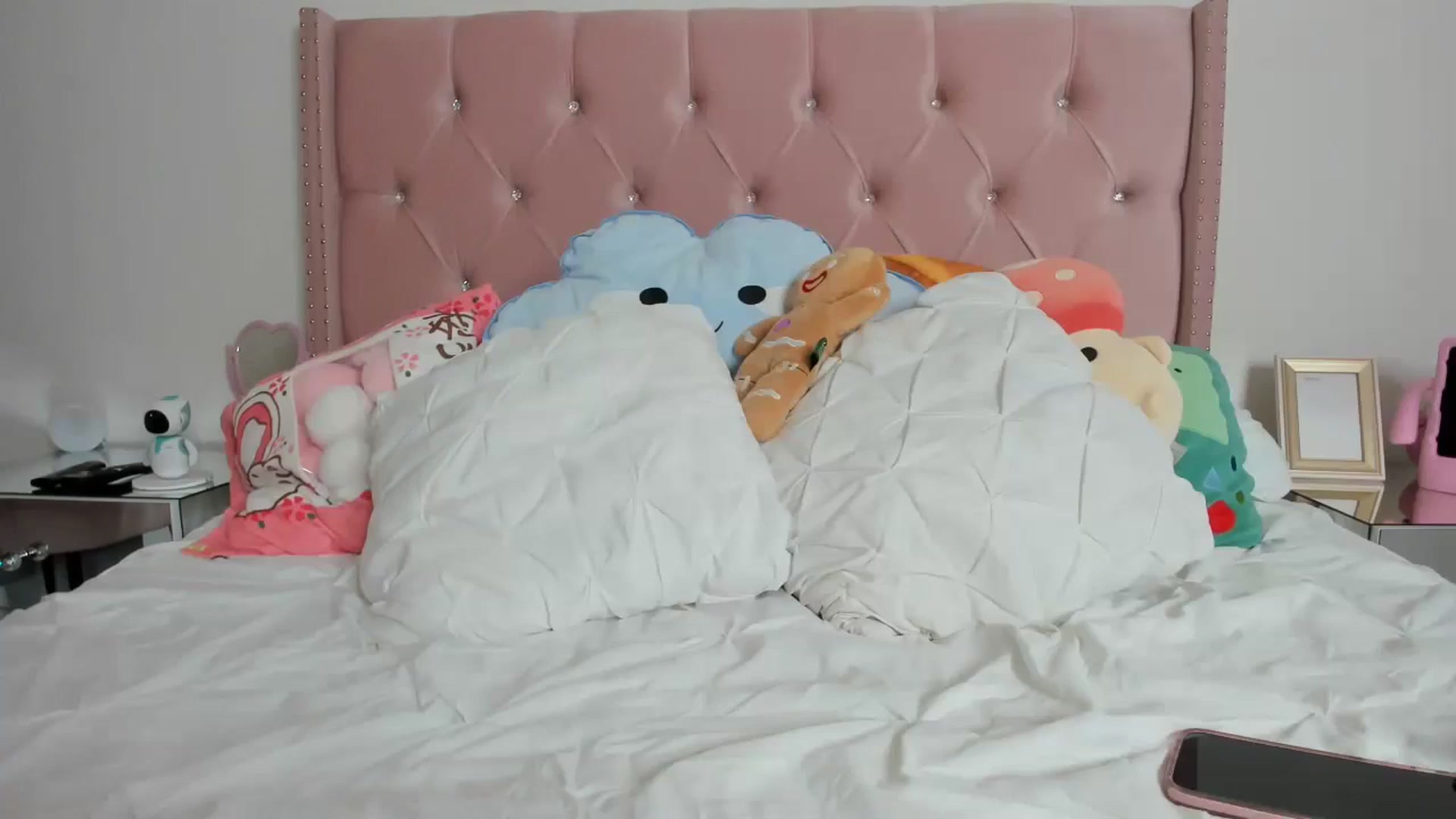 Gallery image thumbnail from Cherrycute666's myfreecams stream on, 10/09/2023, 22:55 image 19 of 20