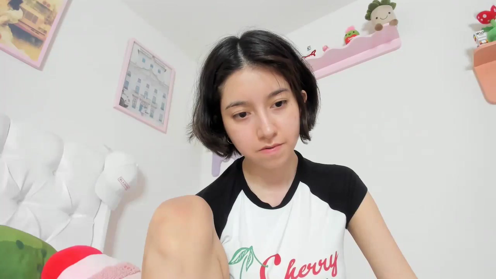 Gallery image thumbnail from Cherrycute666's myfreecams stream on, 10/10/2023, 01:05 image 18 of 20