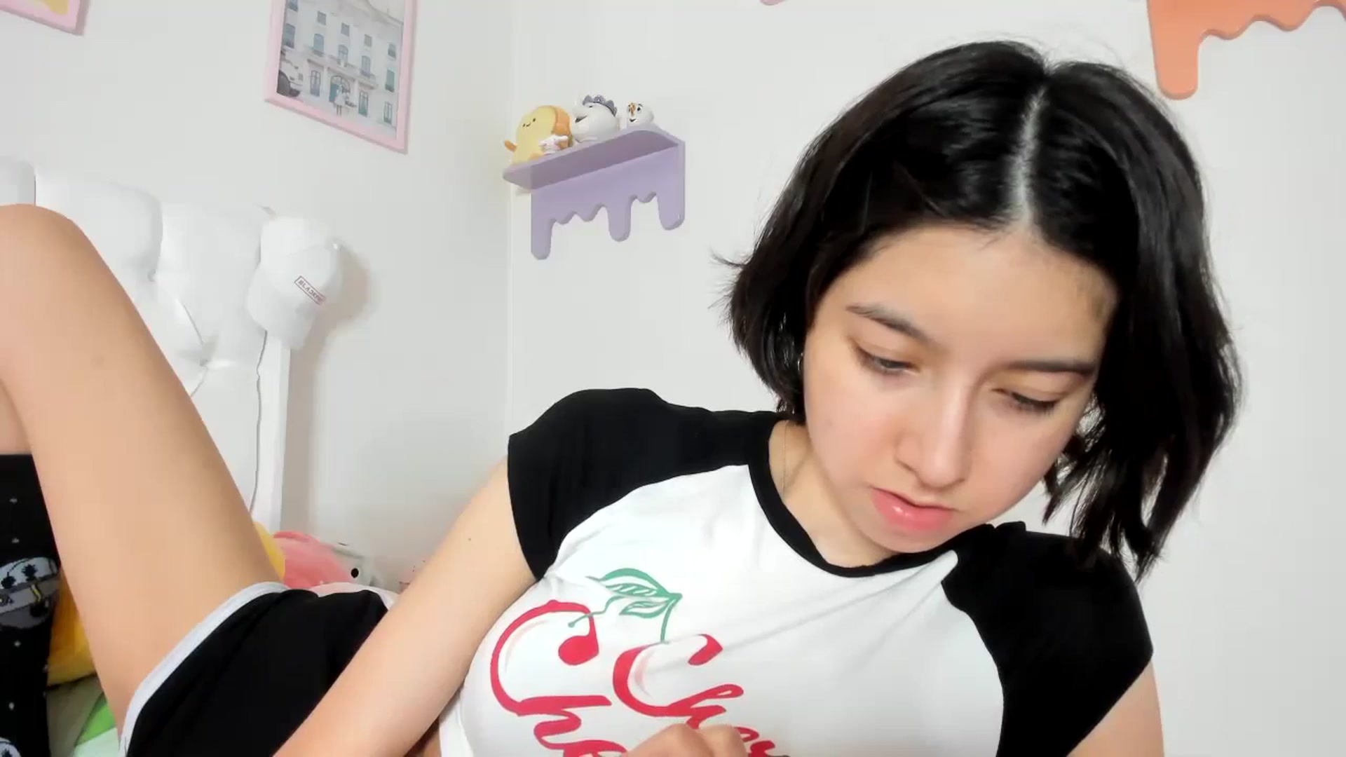 Gallery image thumbnail from Cherrycute666's myfreecams stream on, 10/10/2023, 04:31 image 6 of 20