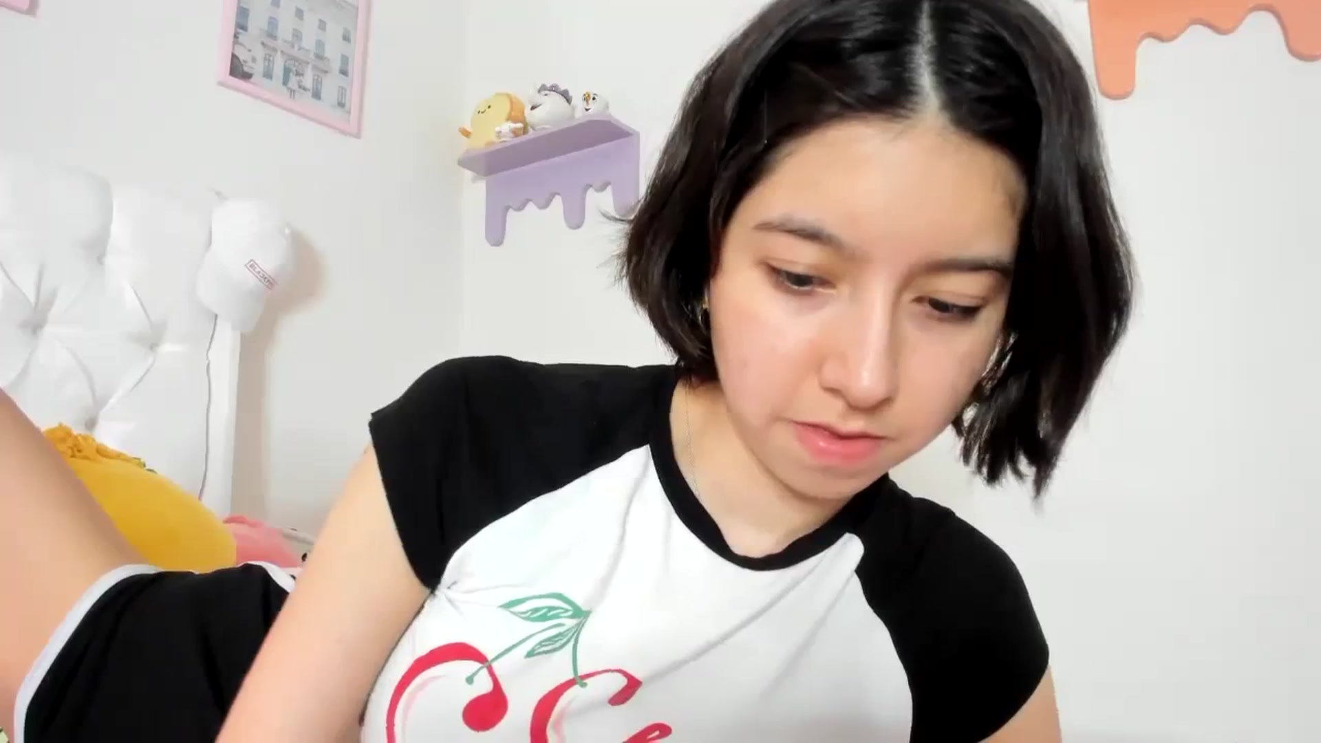 Gallery image thumbnail from Cherrycute666's myfreecams stream on, 10/10/2023, 04:31 image 7 of 20